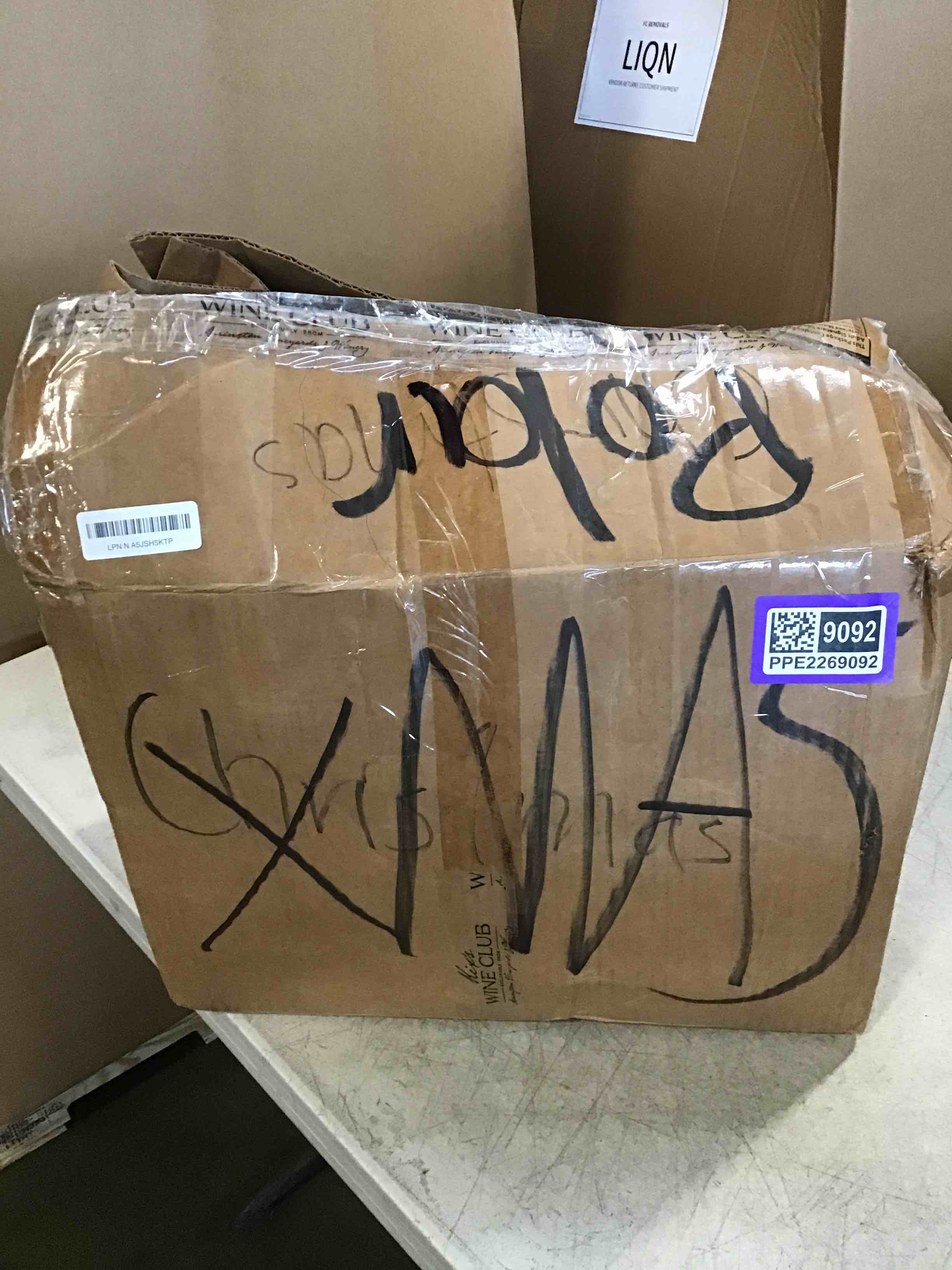 https://s3.amazonaws.com/lotting-images-prod/bidfta/PPE2269092_1745497322321.jpeg