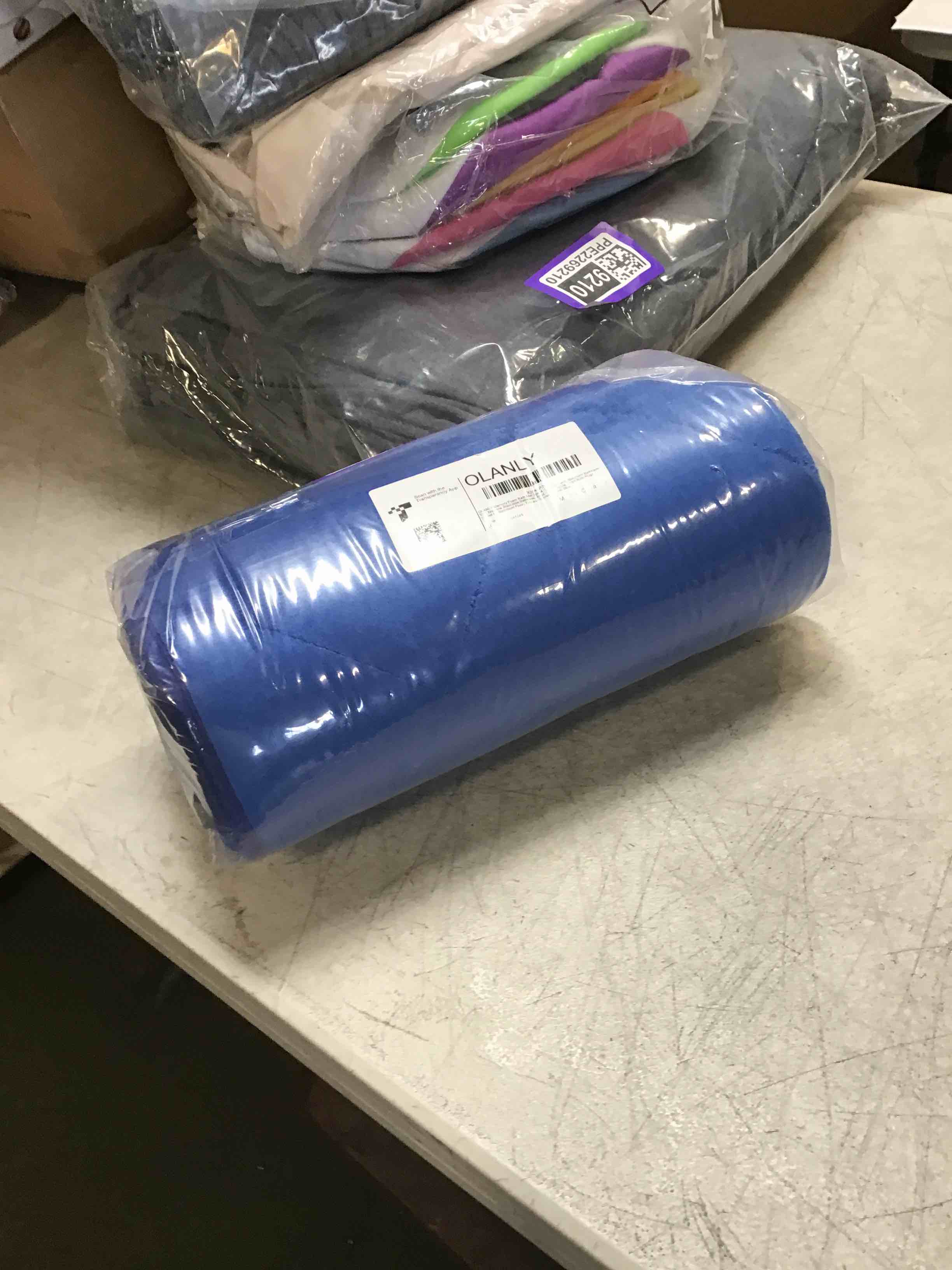 https://s3.amazonaws.com/lotting-images-prod/bidfta/PPE2269217_1745508776691.jpeg