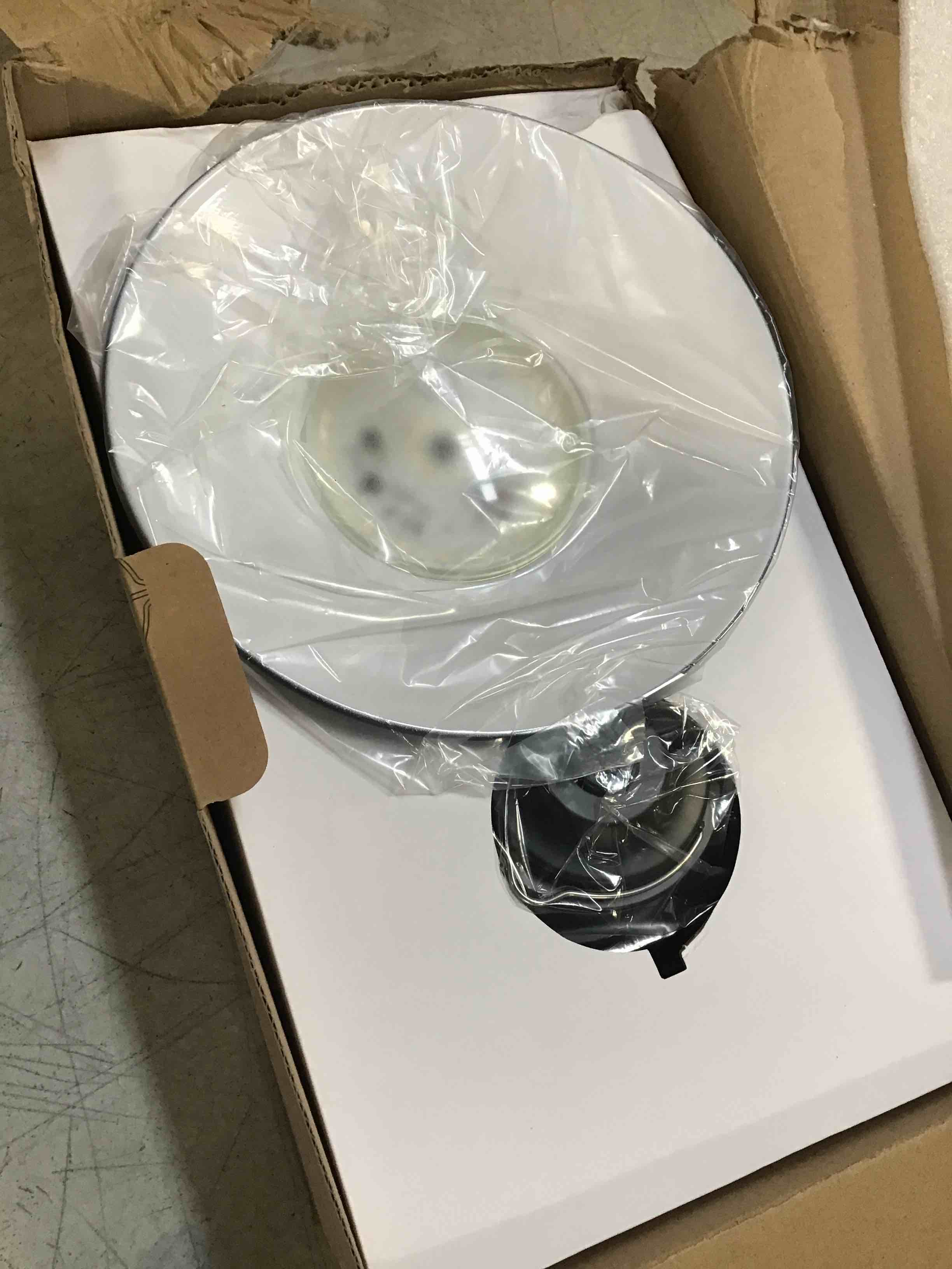 https://s3.amazonaws.com/lotting-images-prod/bidfta/PPE2269313_1745522323688.jpeg