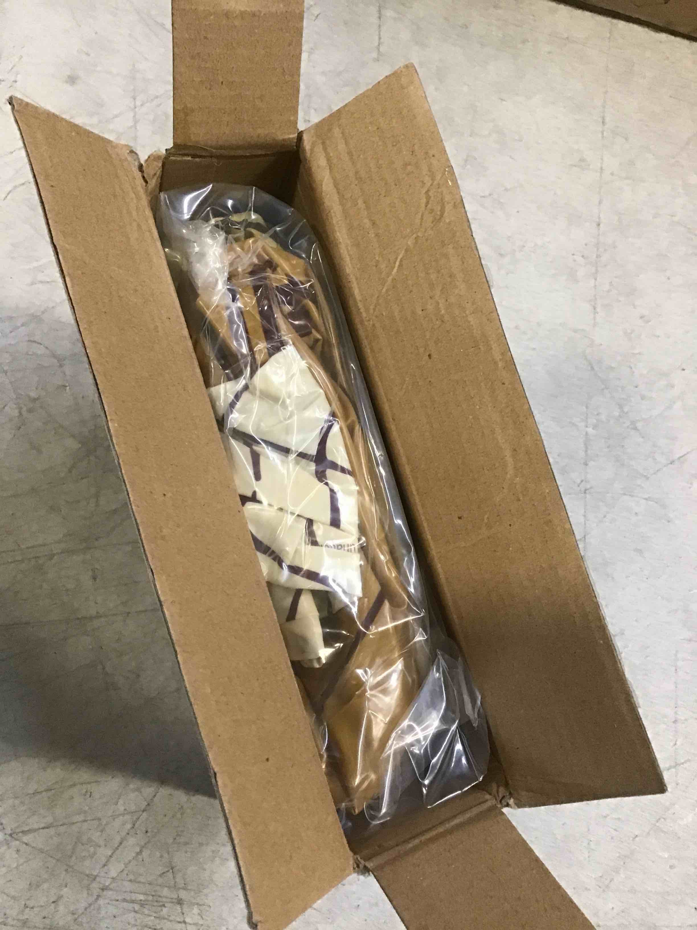 https://s3.amazonaws.com/lotting-images-prod/bidfta/PPE2269365_1745585991983.jpeg