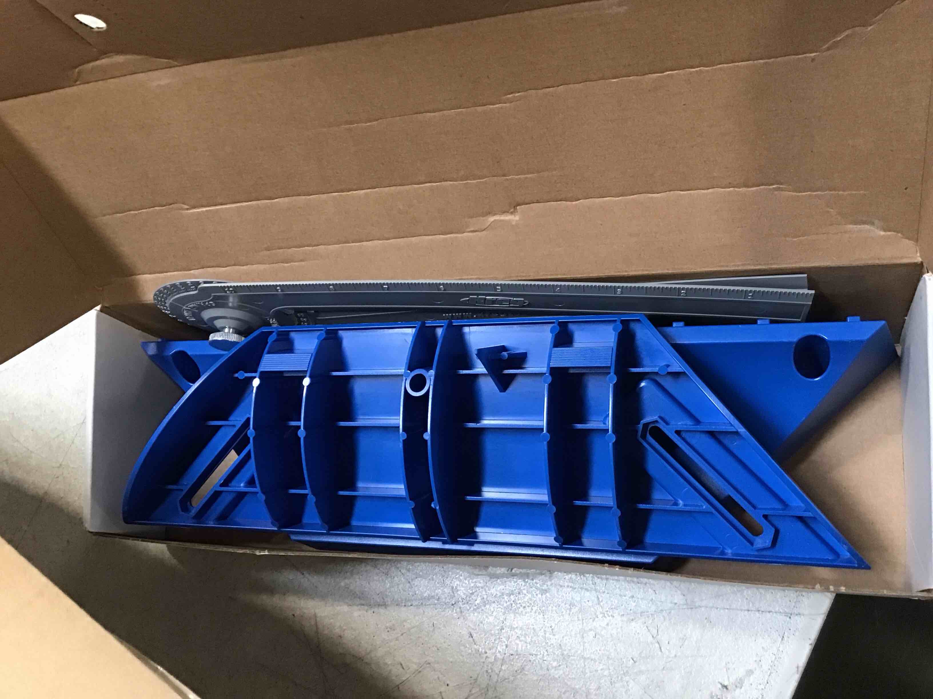 https://s3.amazonaws.com/lotting-images-prod/bidfta/PPE2269740_1745937676496.jpeg