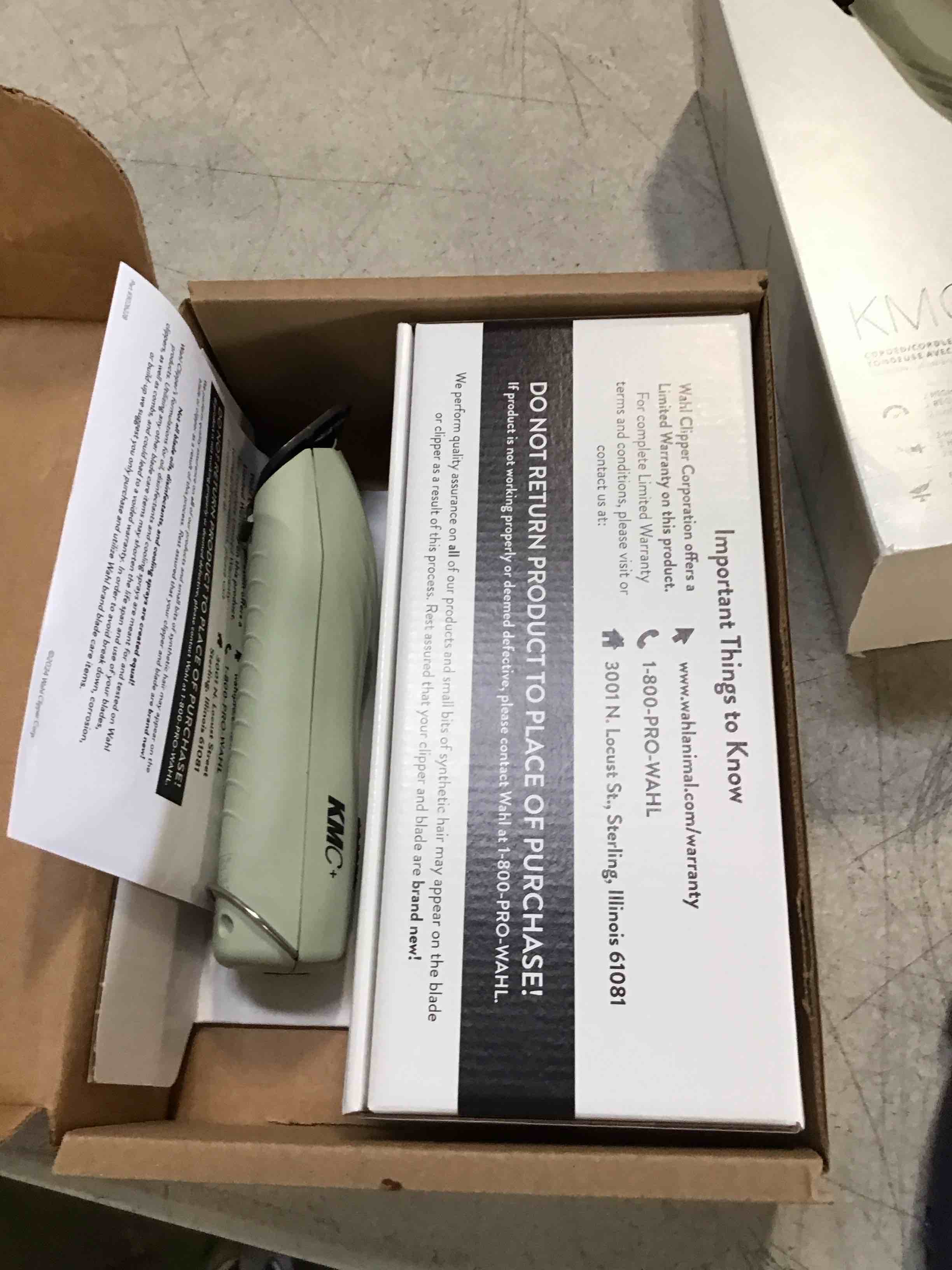 https://s3.amazonaws.com/lotting-images-prod/bidfta/PPE2269840_1745952469386.jpeg