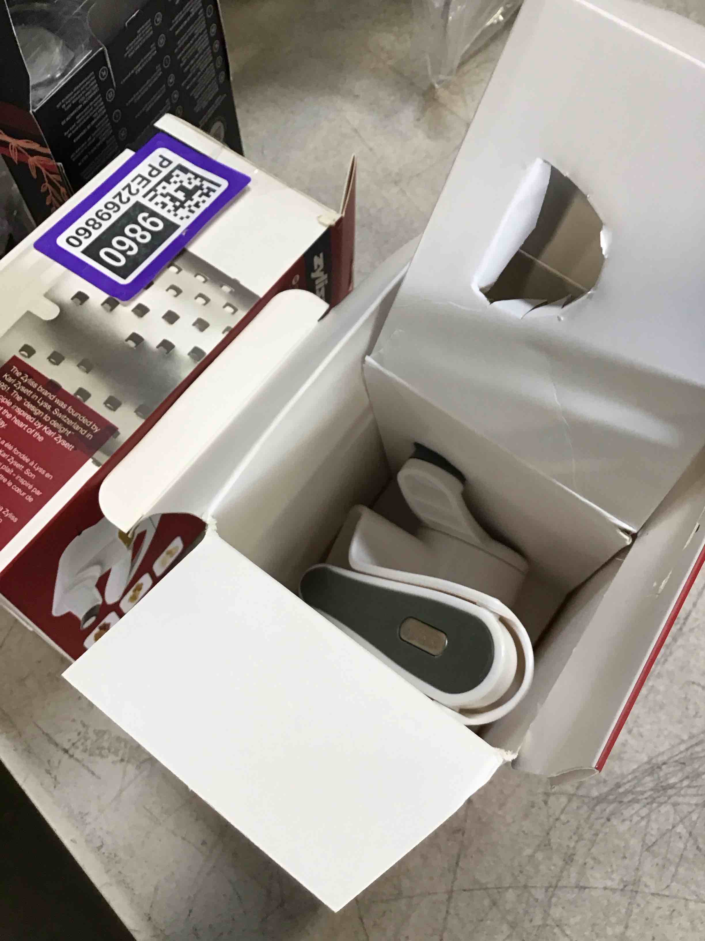 https://s3.amazonaws.com/lotting-images-prod/bidfta/PPE2269860_1745954297131.jpeg