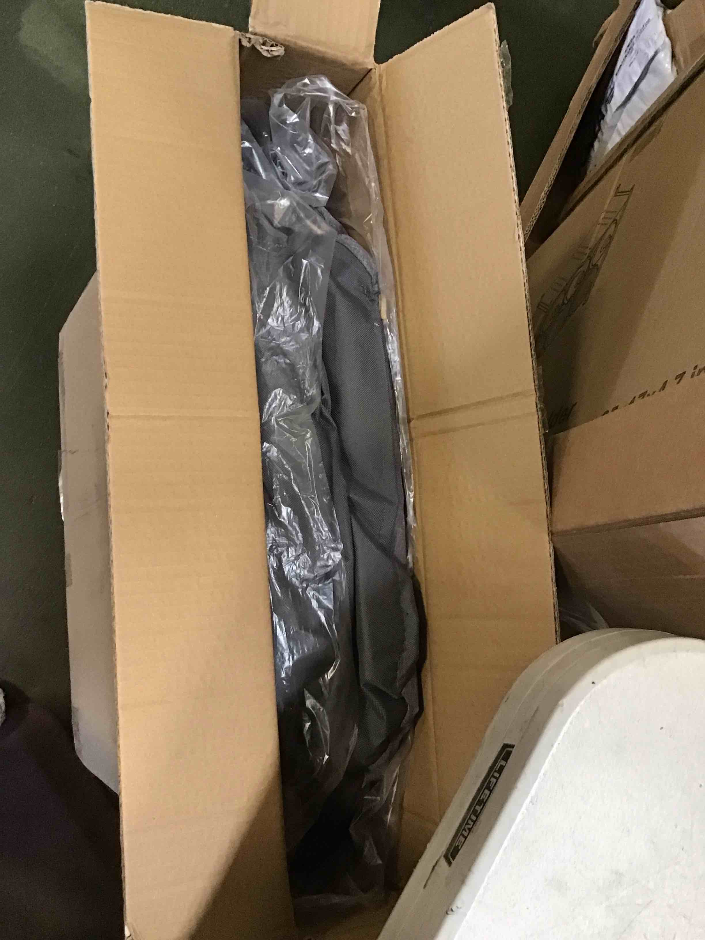 https://s3.amazonaws.com/lotting-images-prod/bidfta/PPE2269922_1746020806968.jpeg