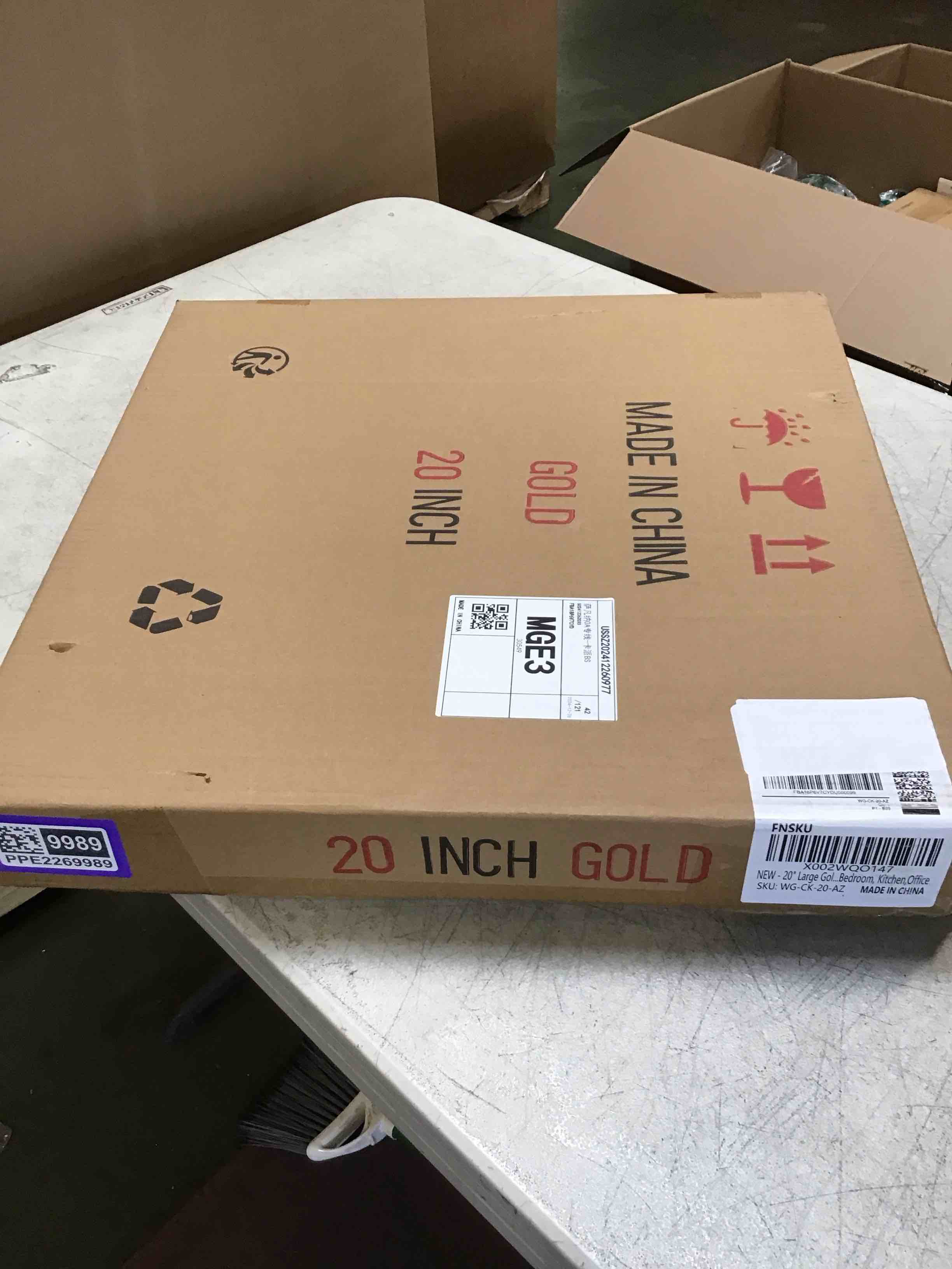 https://s3.amazonaws.com/lotting-images-prod/bidfta/PPE2269989_1746041223496.jpeg