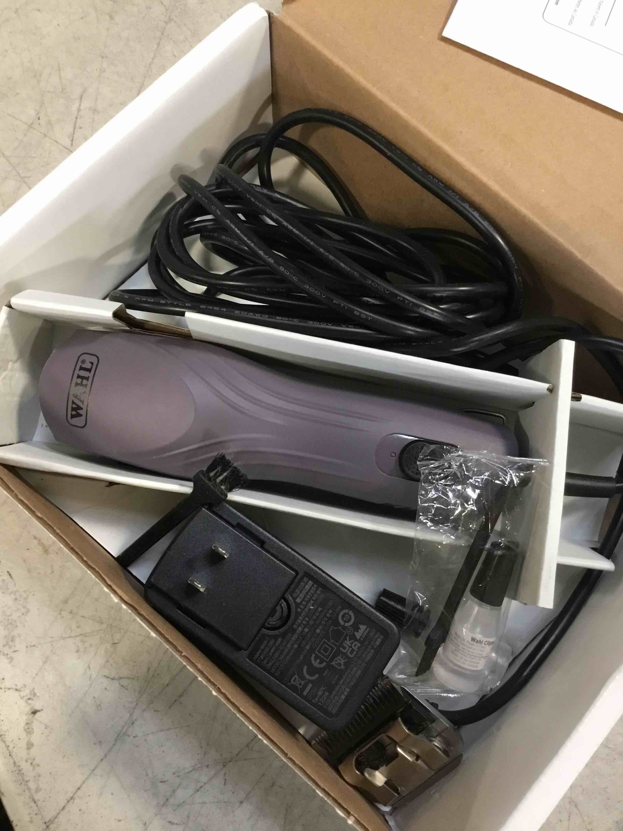 https://s3.amazonaws.com/lotting-images-prod/bidfta/PPE2270402_1746619480296.jpeg