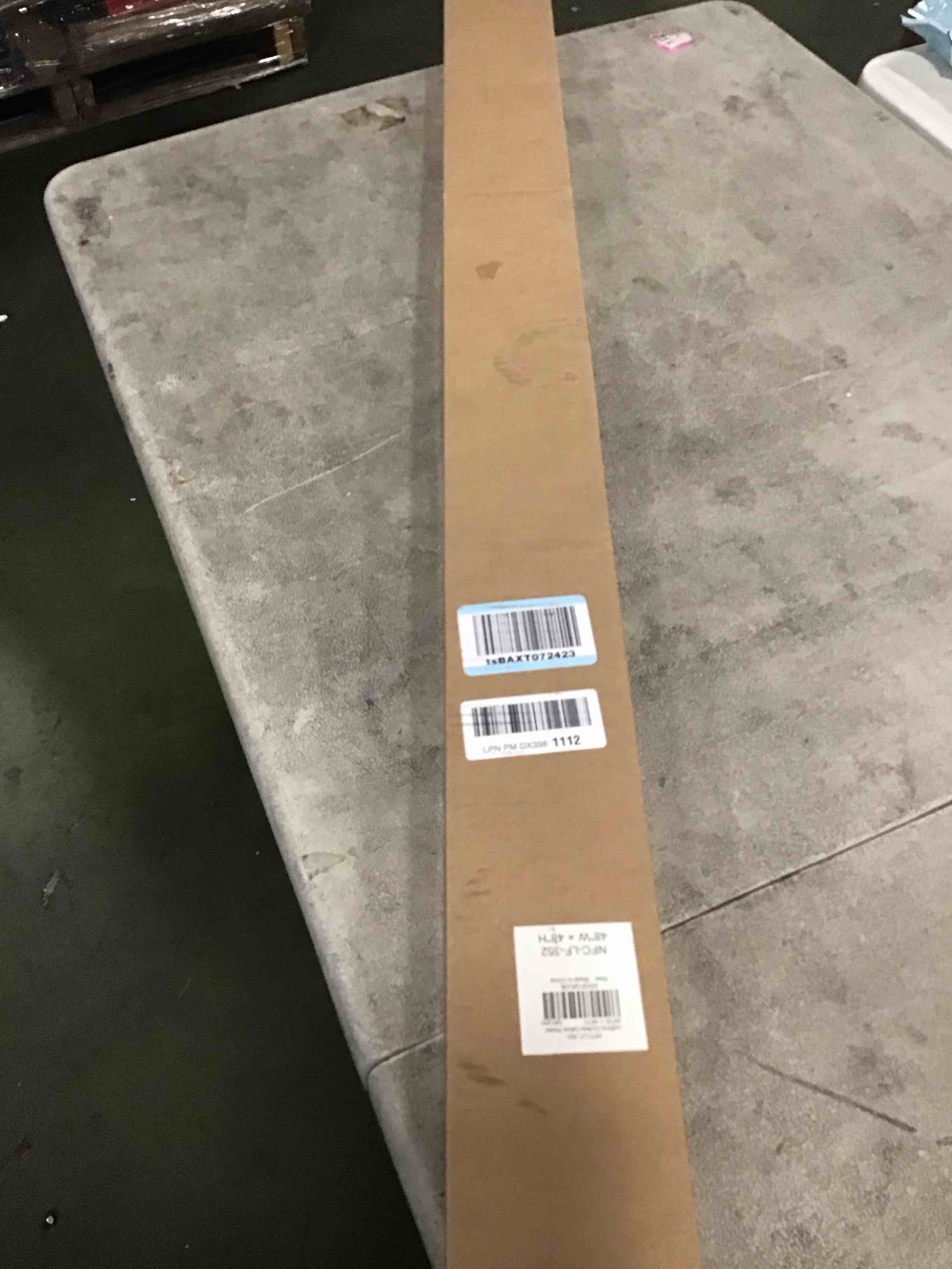 https://s3.amazonaws.com/lotting-images-prod/bidfta/PPE2270798_1747398100582.jpeg