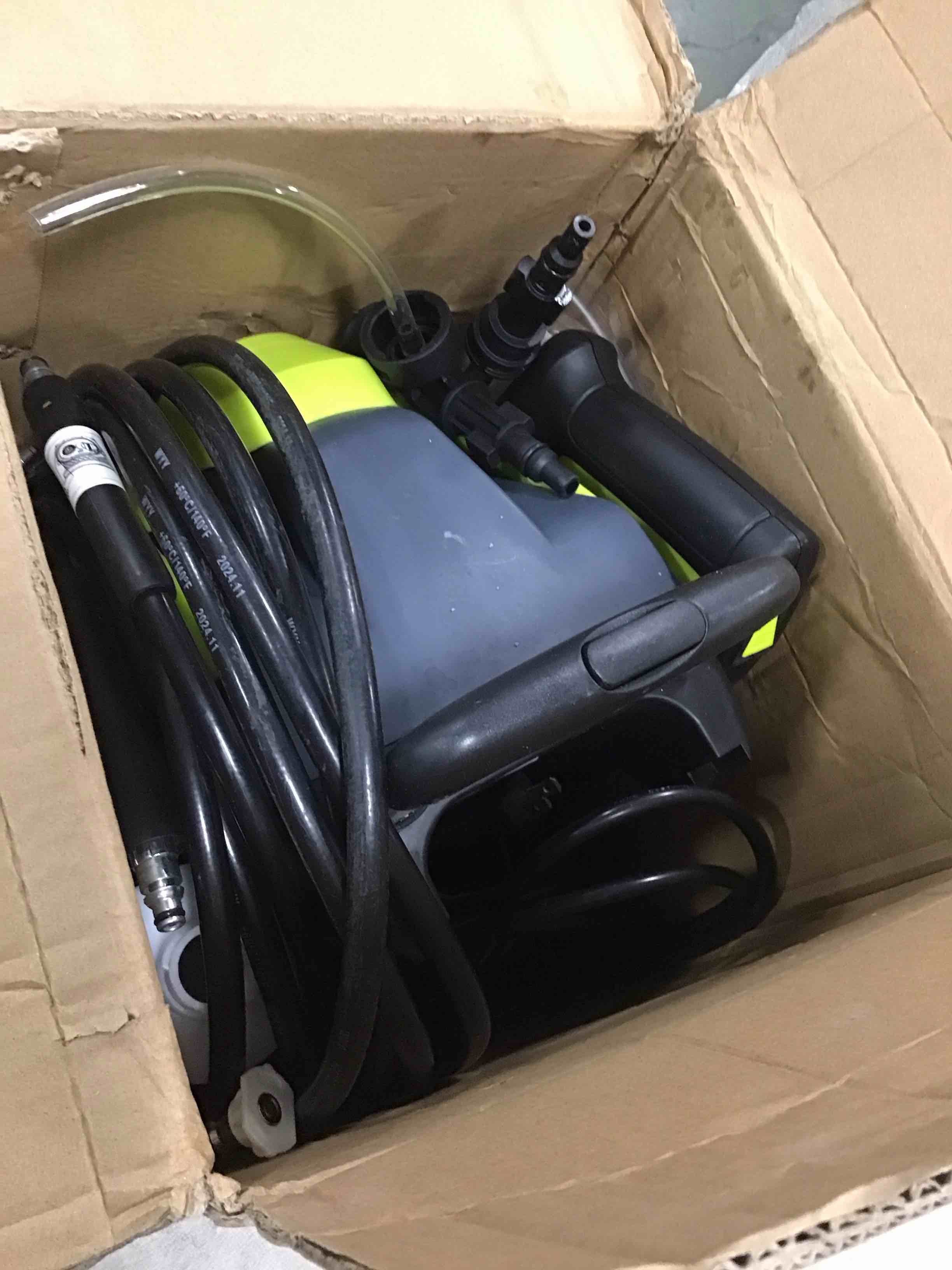 https://s3.amazonaws.com/lotting-images-prod/bidfta/PPE2270829_1747402007443.jpeg