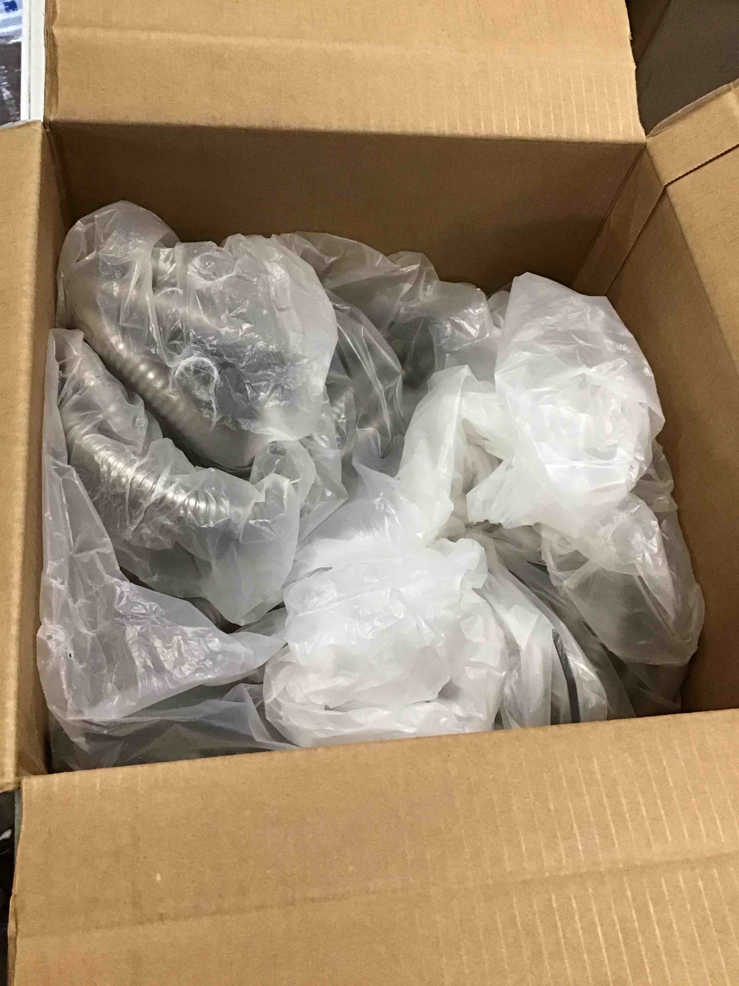 https://s3.amazonaws.com/lotting-images-prod/bidfta/PPE2271142_1747752907430.jpeg
