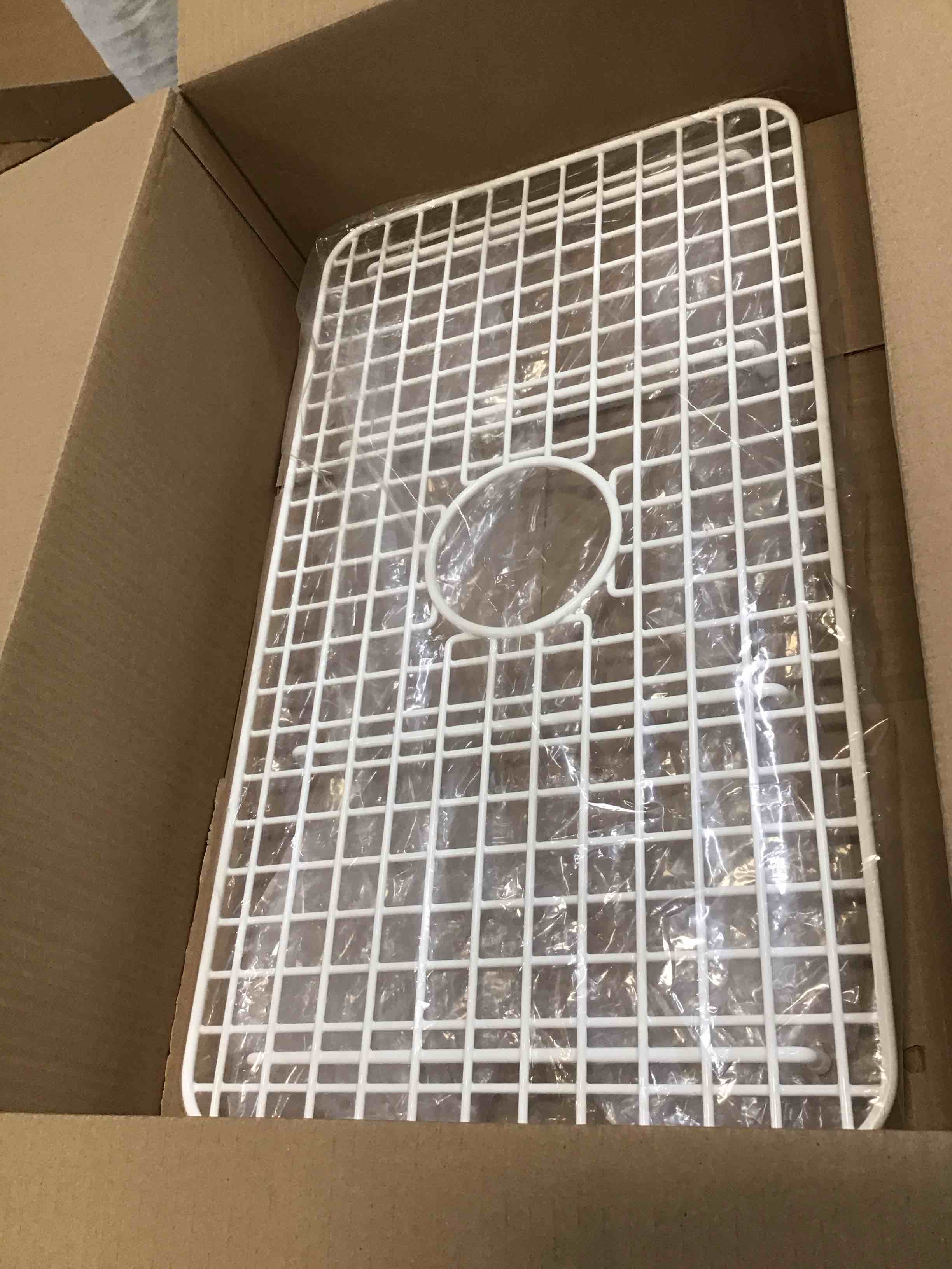 https://s3.amazonaws.com/lotting-images-prod/bidfta/PPE2271736_1748006409731.jpeg