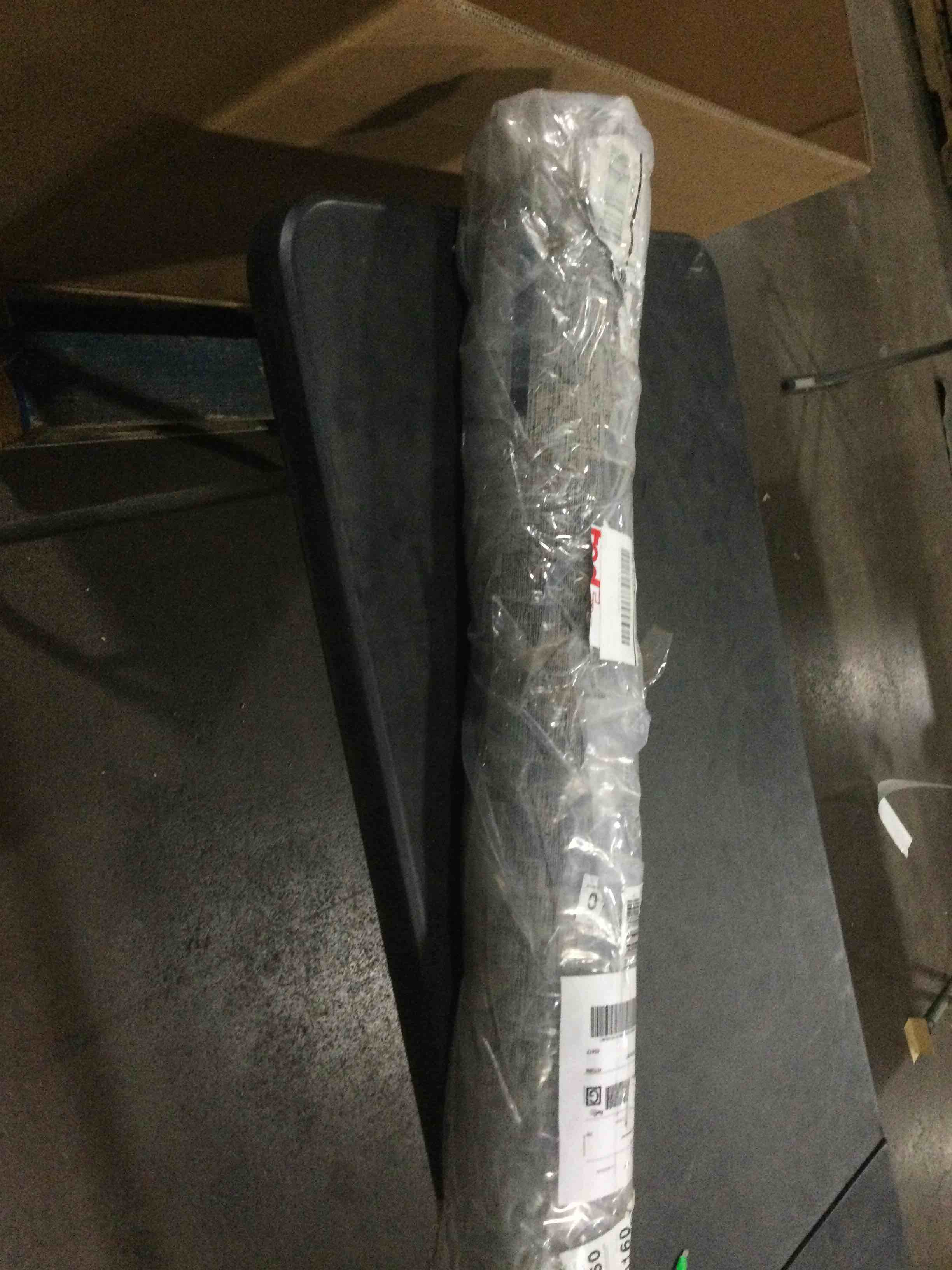 https://s3.amazonaws.com/lotting-images-prod/bidfta/PPE2272496_1742471072425.jpeg