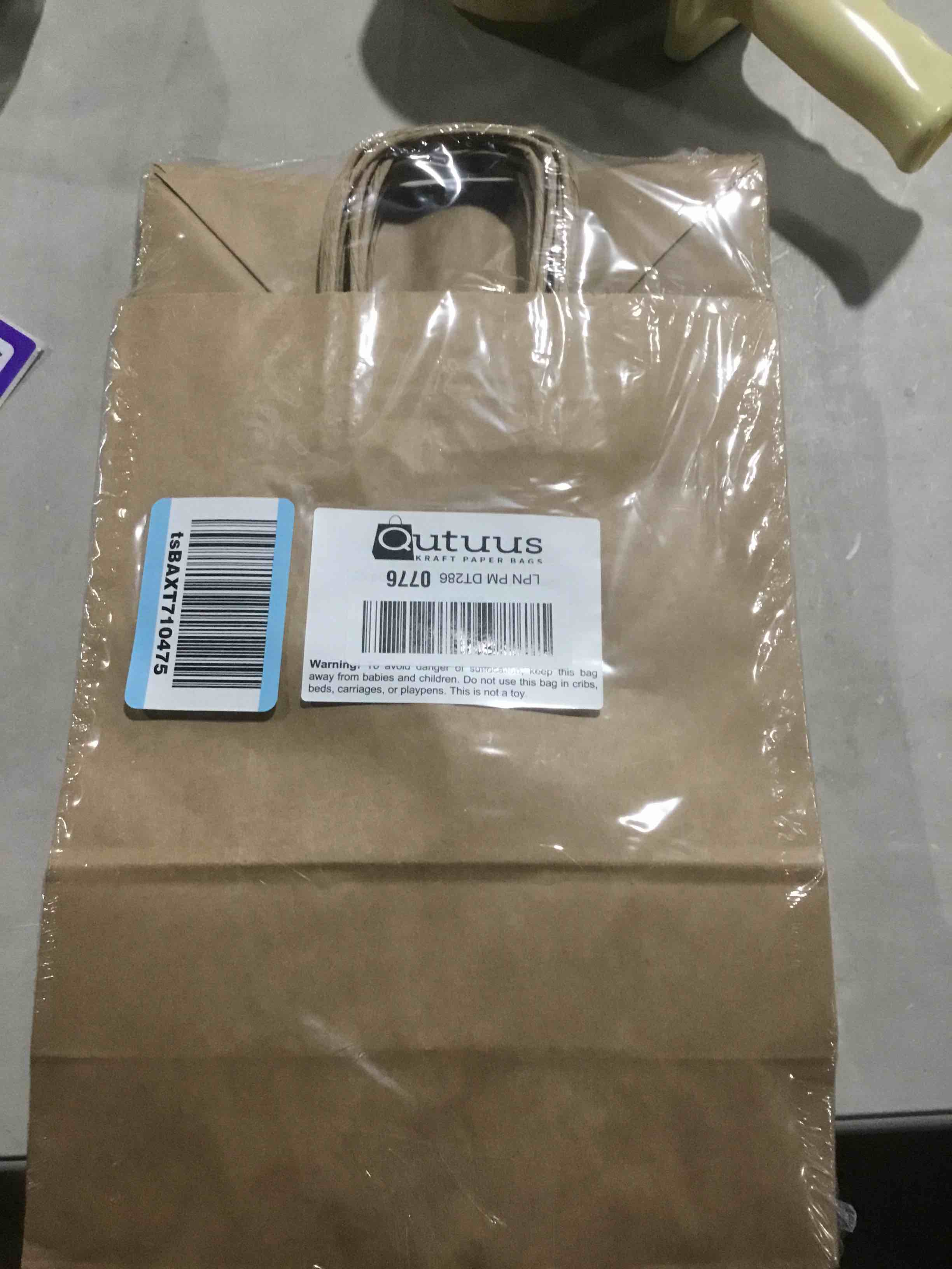 https://s3.amazonaws.com/lotting-images-prod/bidfta/PPE2272574_1742494269916.jpeg