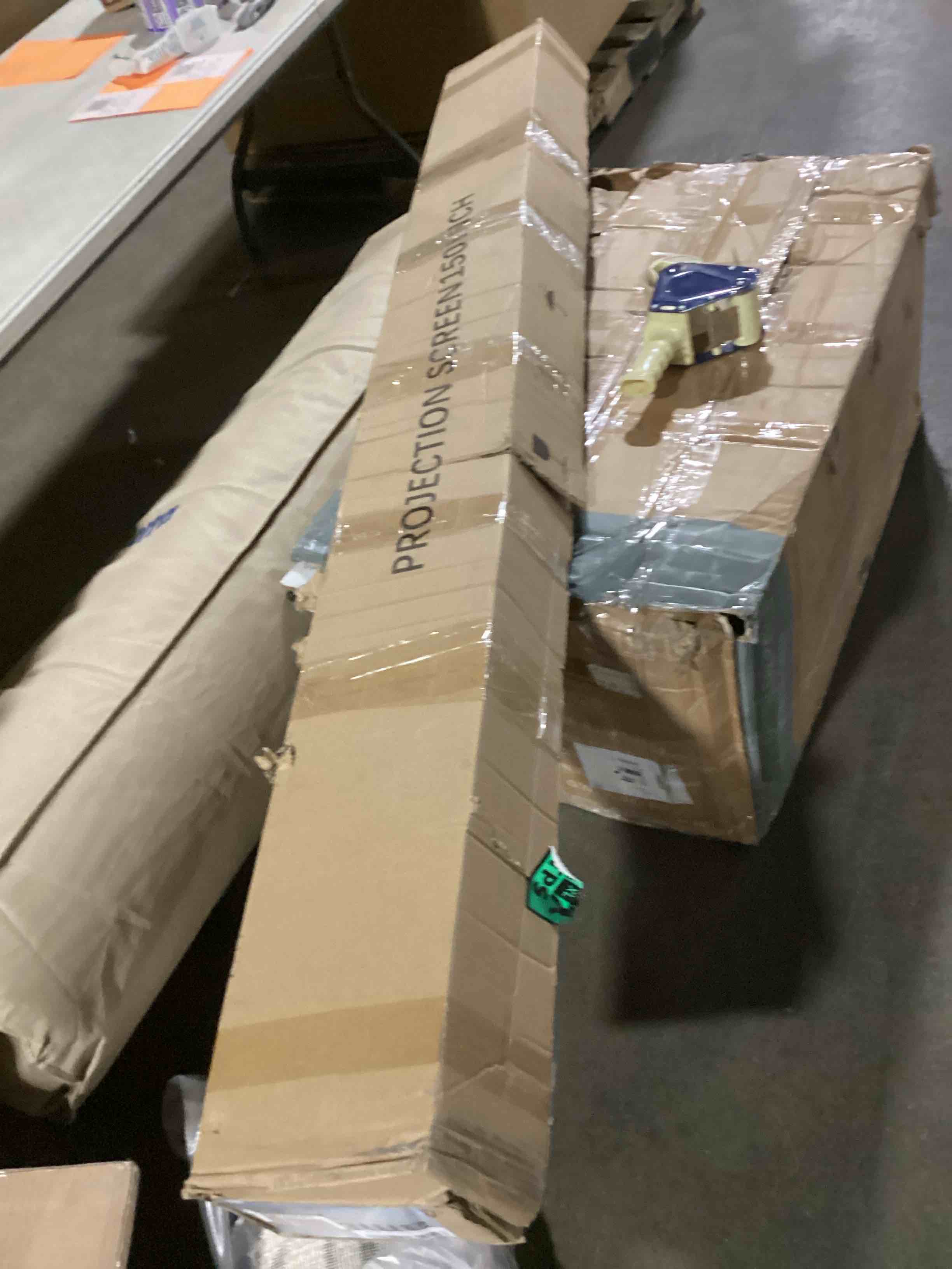 https://s3.amazonaws.com/lotting-images-prod/bidfta/PPE2273290_1744728426419.jpeg