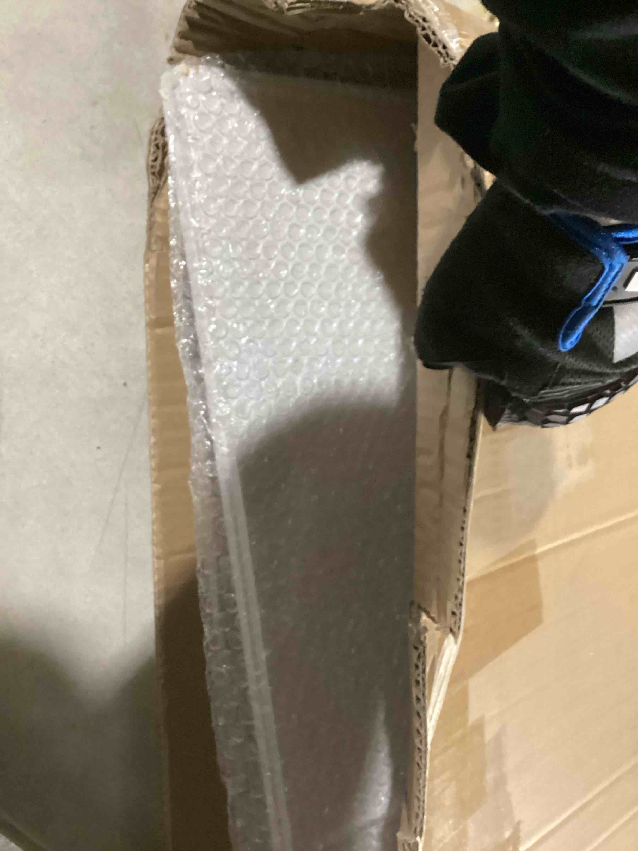 https://s3.amazonaws.com/lotting-images-prod/bidfta/PPE2273518_1744906097190.jpeg