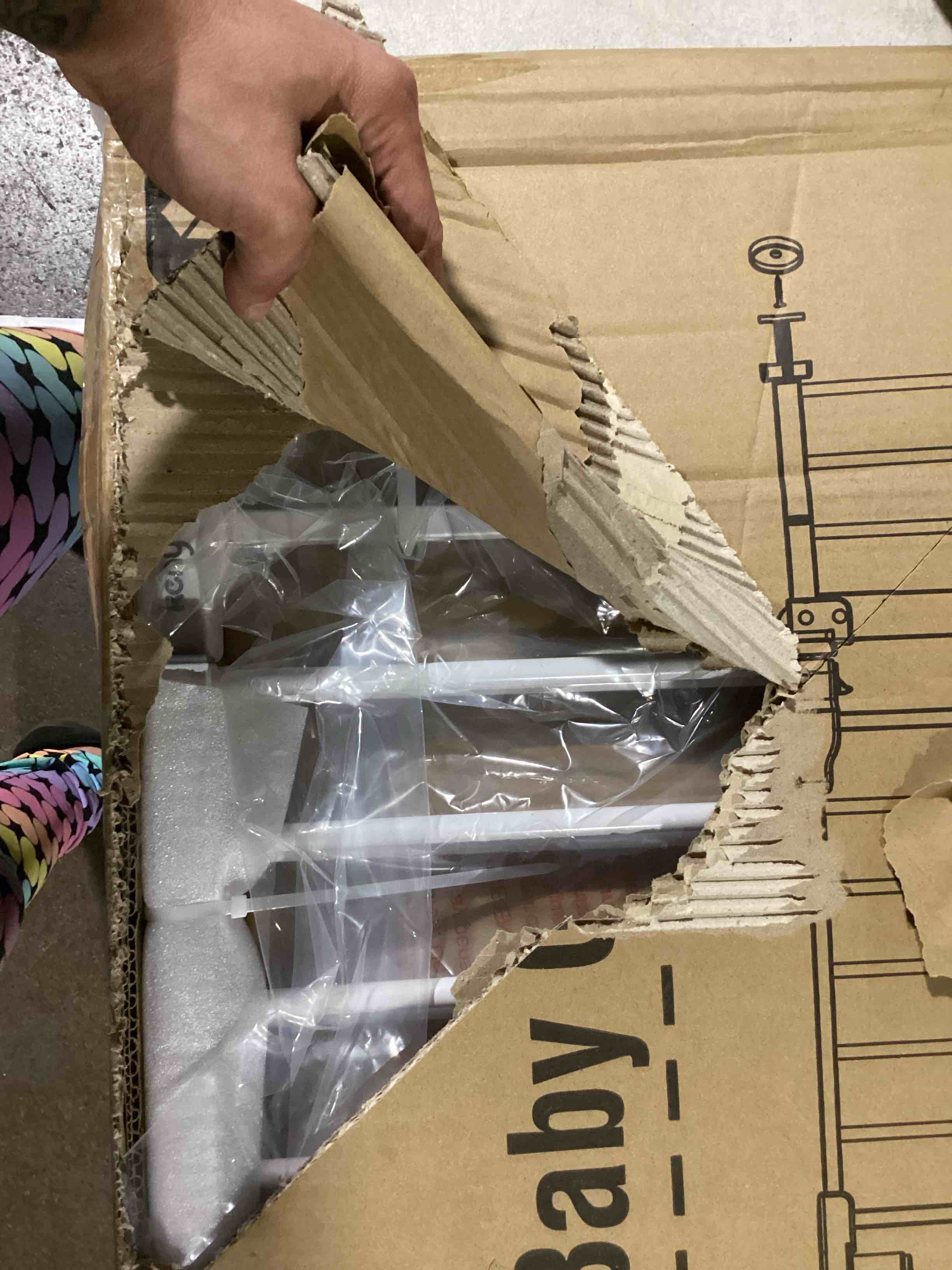 https://s3.amazonaws.com/lotting-images-prod/bidfta/PPE2273655_1745000611341.jpeg