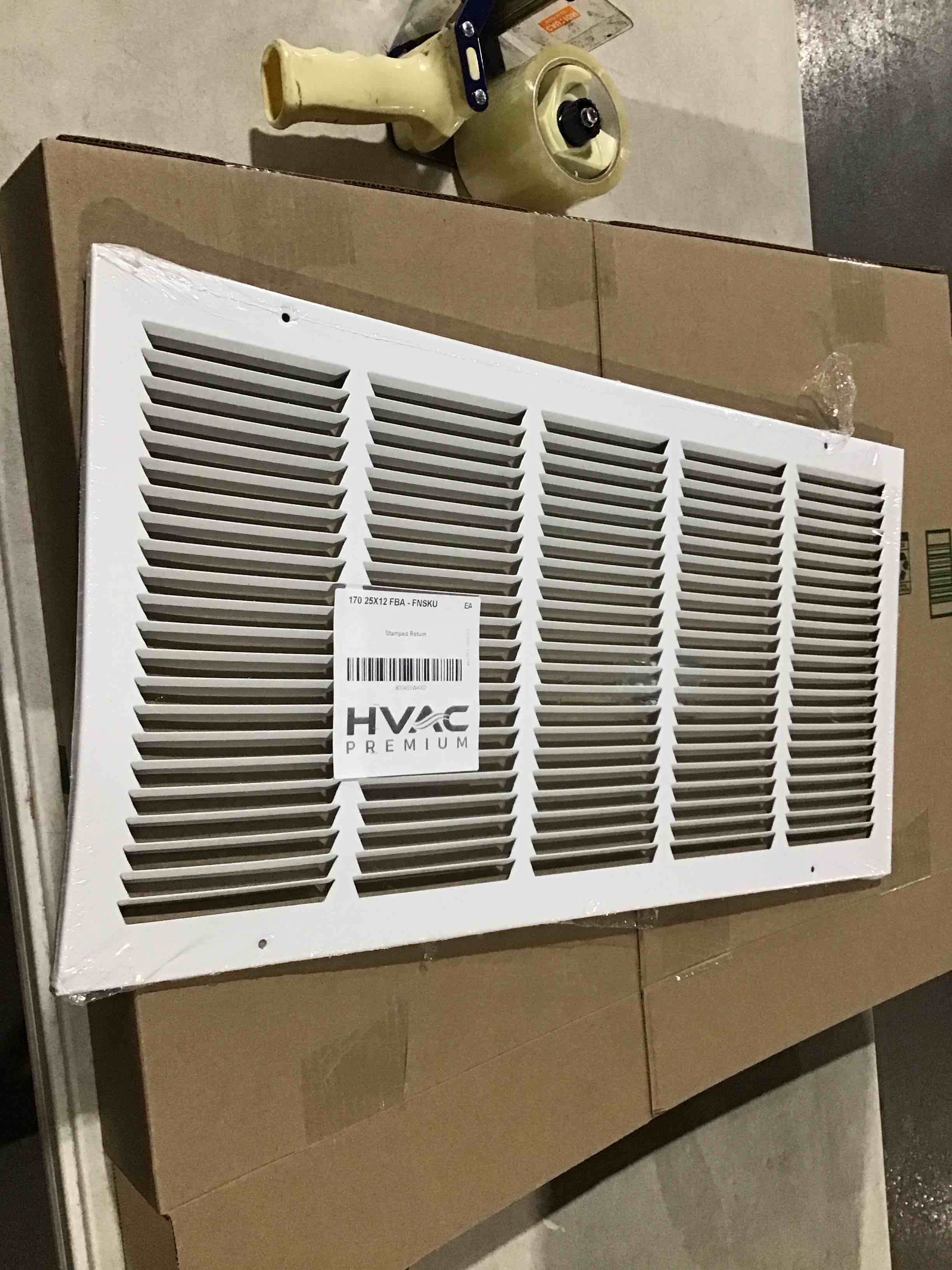 https://s3.amazonaws.com/lotting-images-prod/bidfta/PPE2273801_1745336739006.jpeg