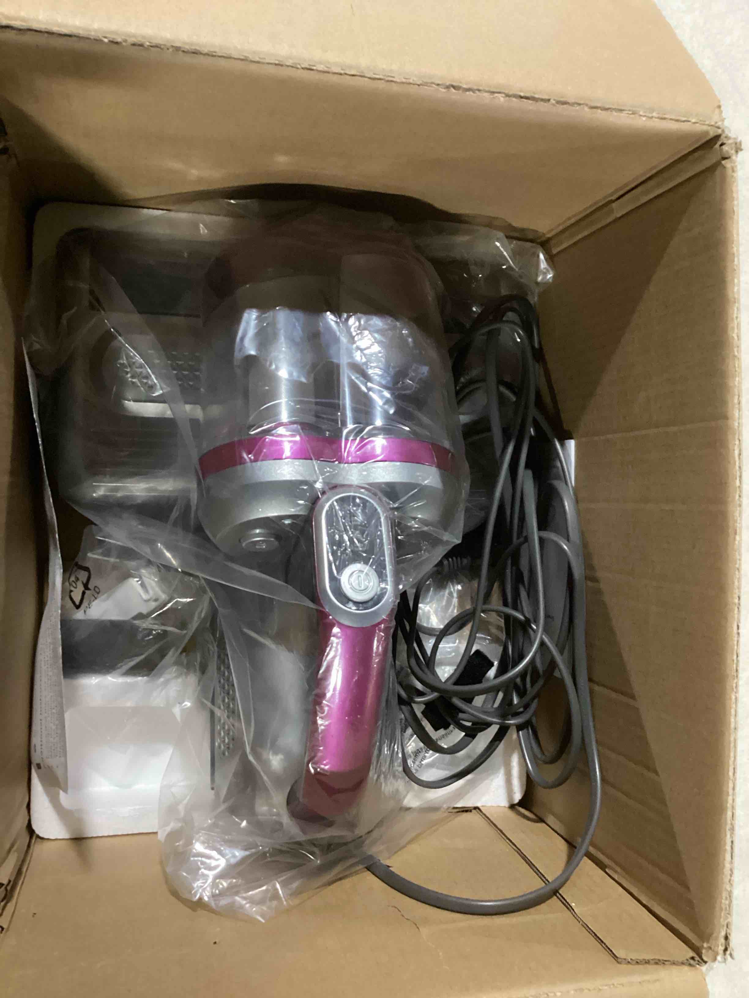 https://s3.amazonaws.com/lotting-images-prod/bidfta/PPE2273927_1745415393392.jpeg