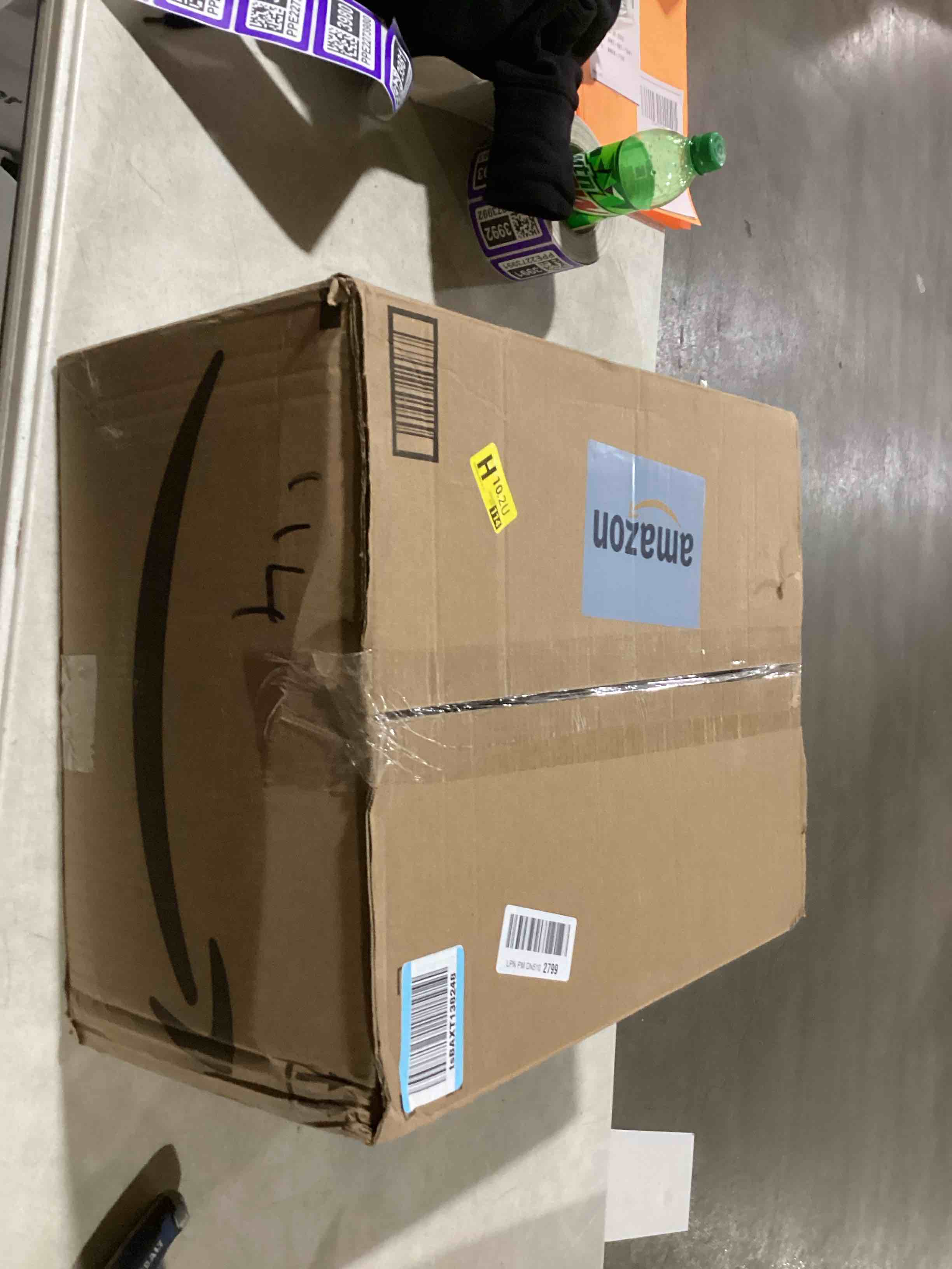https://s3.amazonaws.com/lotting-images-prod/bidfta/PPE2273976_1745424445810.jpeg