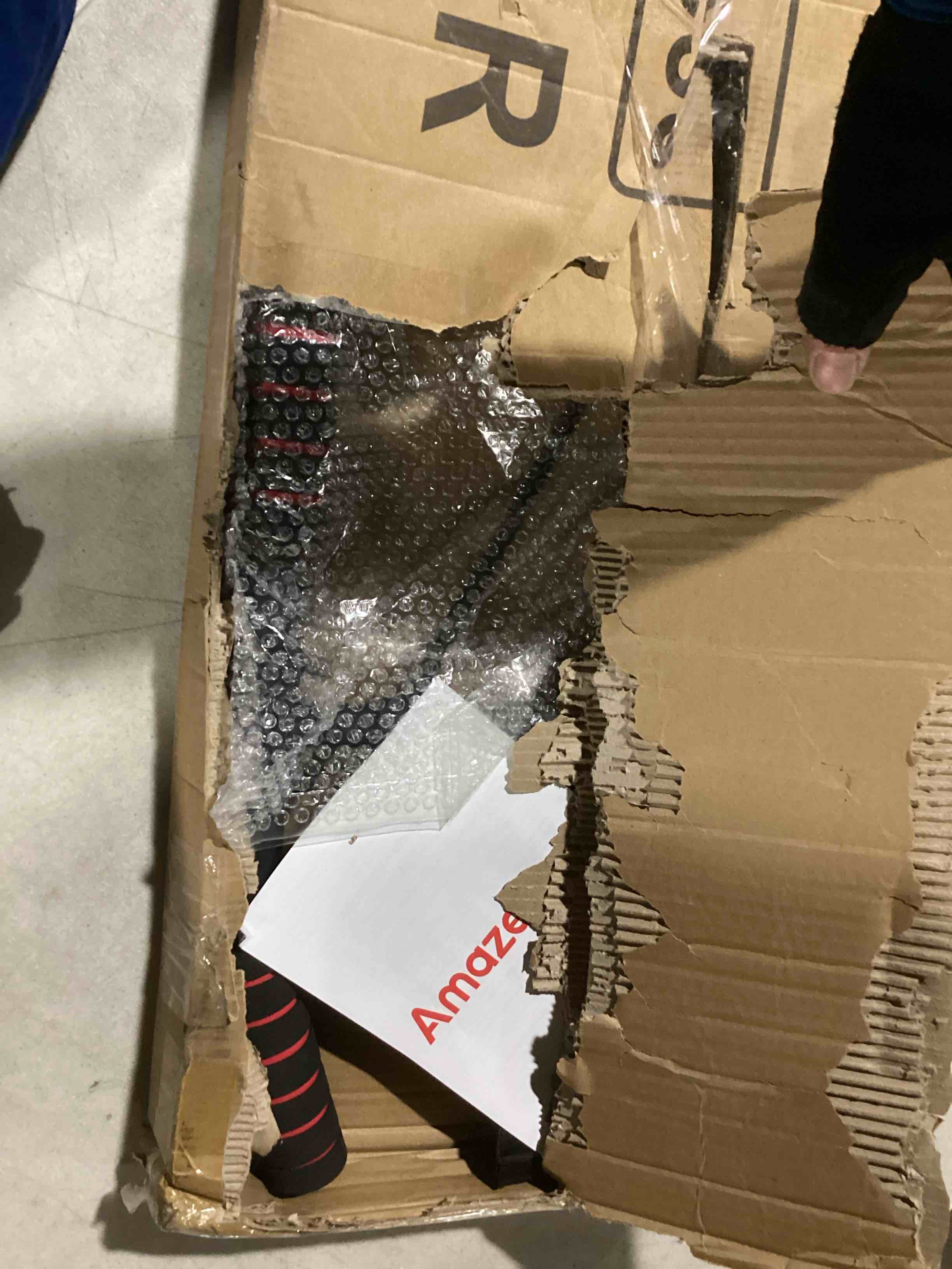 https://s3.amazonaws.com/lotting-images-prod/bidfta/PPE2274001_1745427495184.jpeg