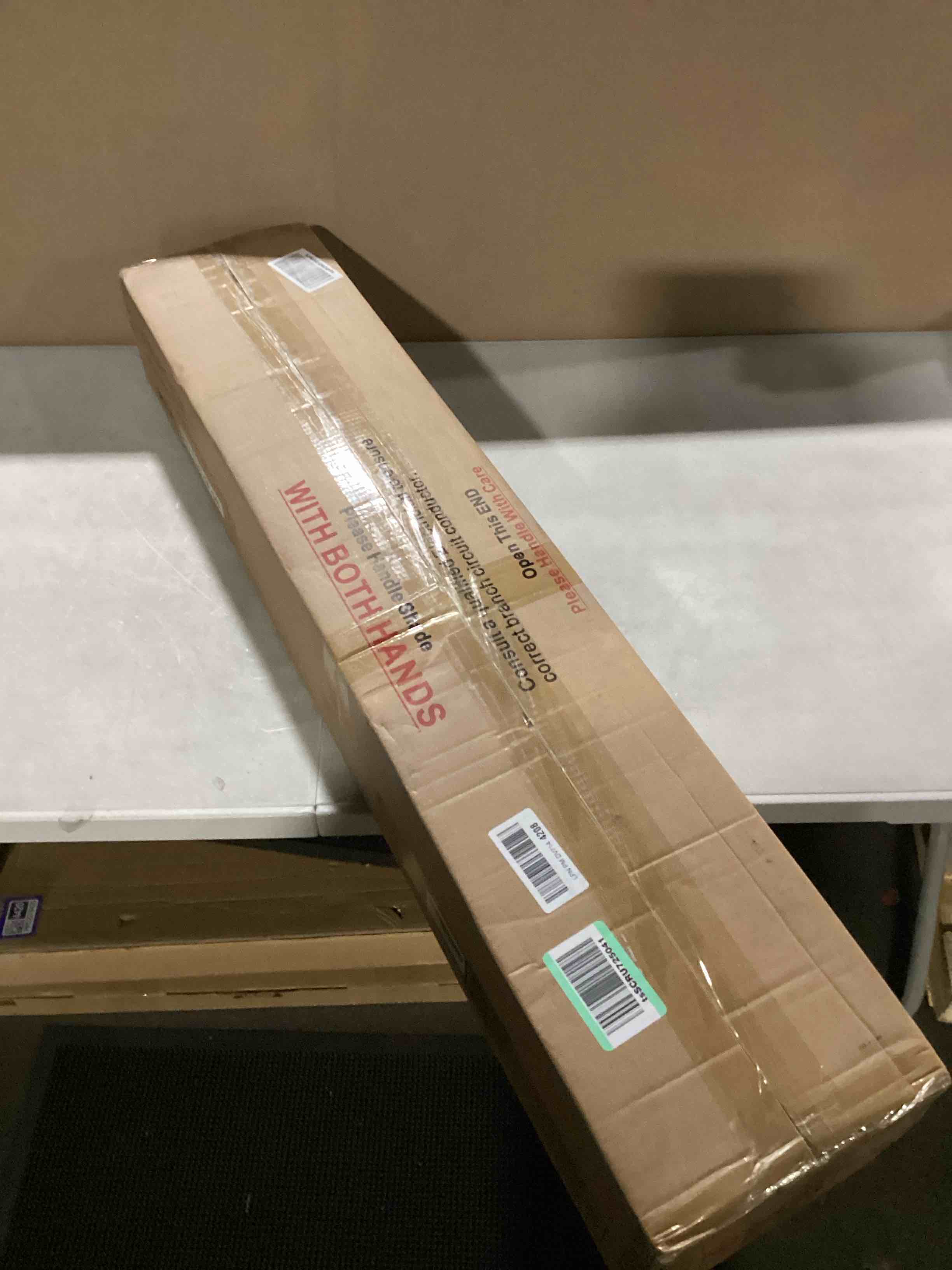 https://s3.amazonaws.com/lotting-images-prod/bidfta/PPE2274781_1748866679557.jpeg