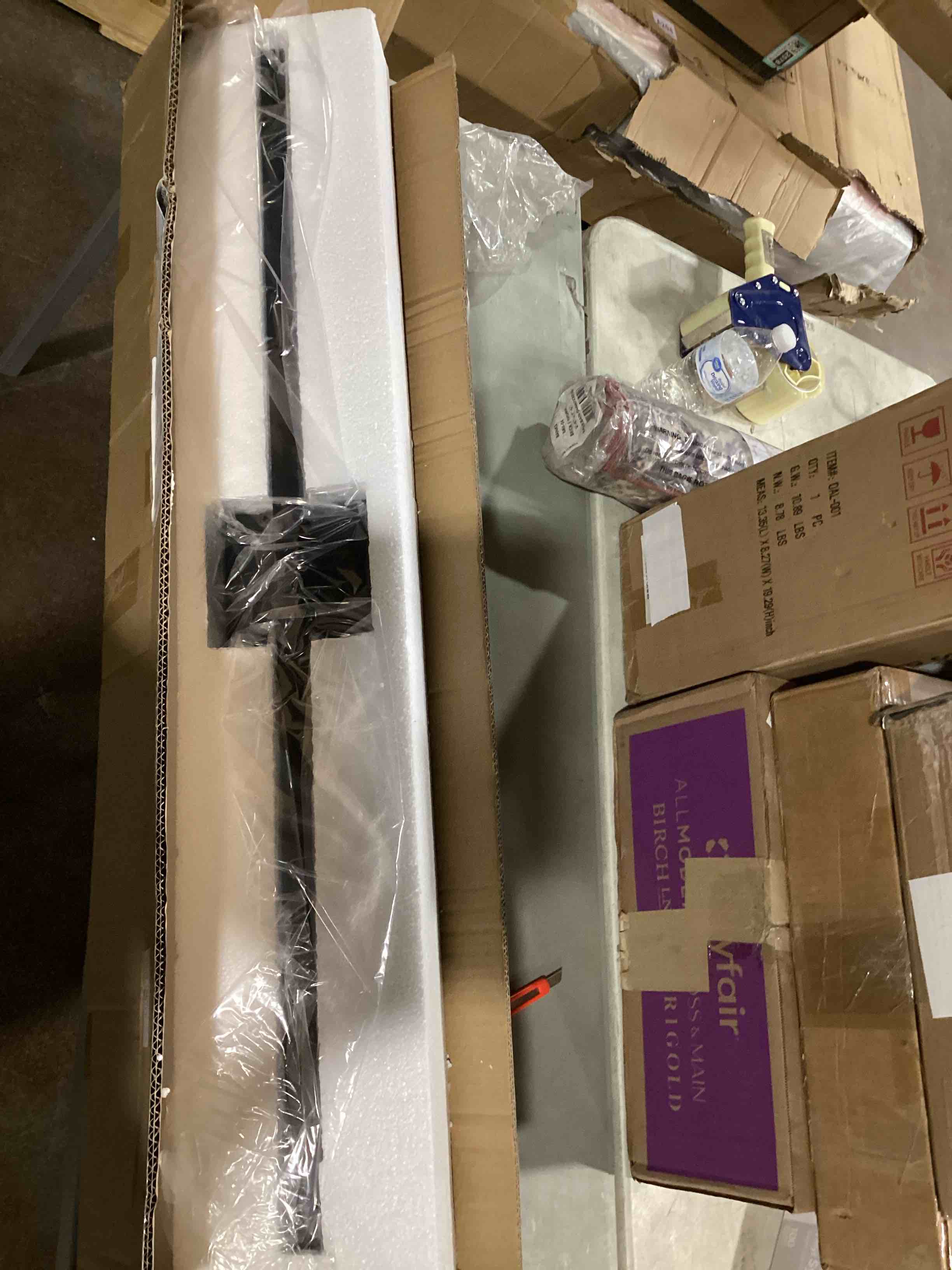 https://s3.amazonaws.com/lotting-images-prod/bidfta/PPE2275461_1742393788237.jpeg