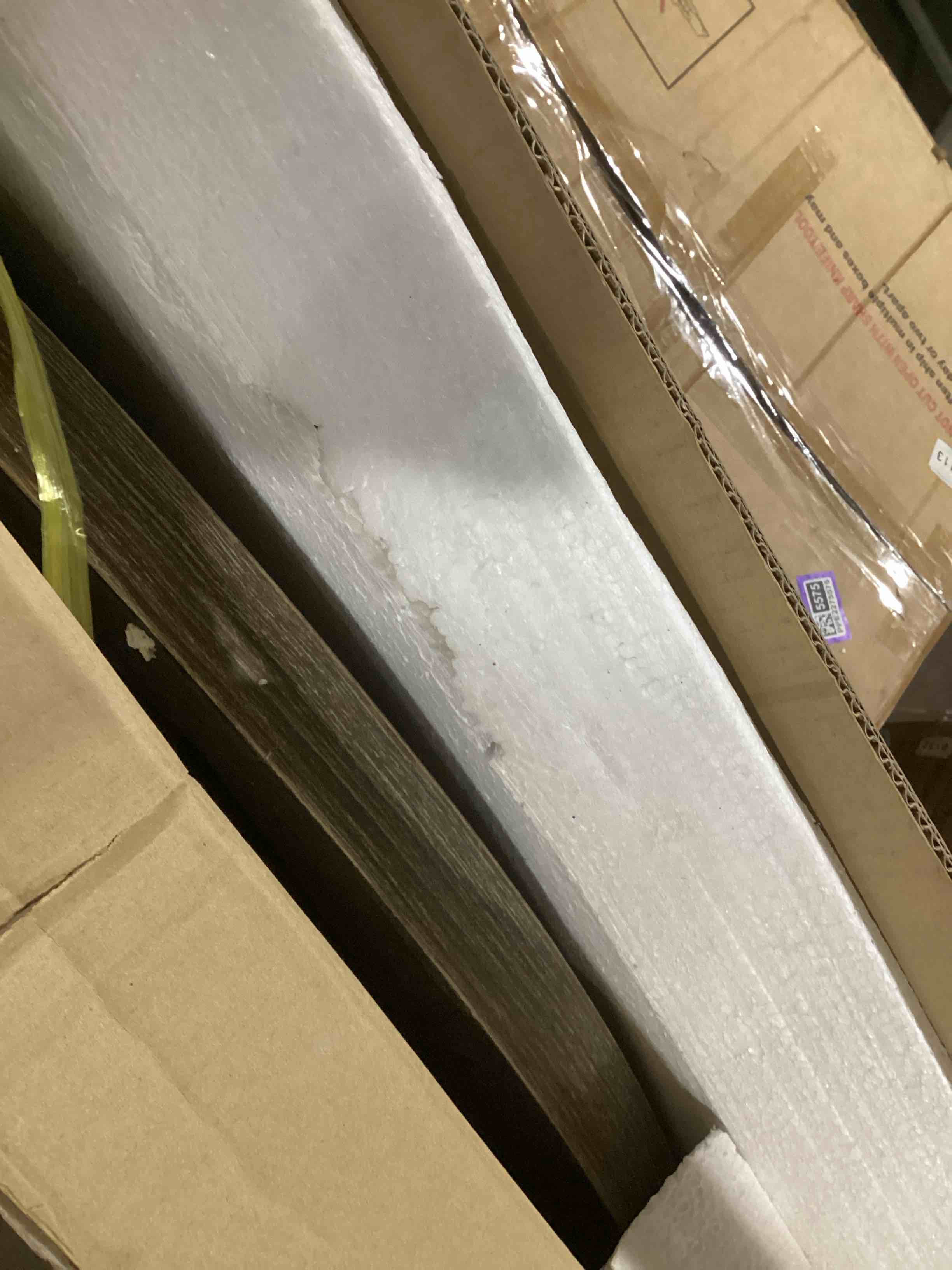 https://s3.amazonaws.com/lotting-images-prod/bidfta/PPE2275580_1742495958722.jpeg