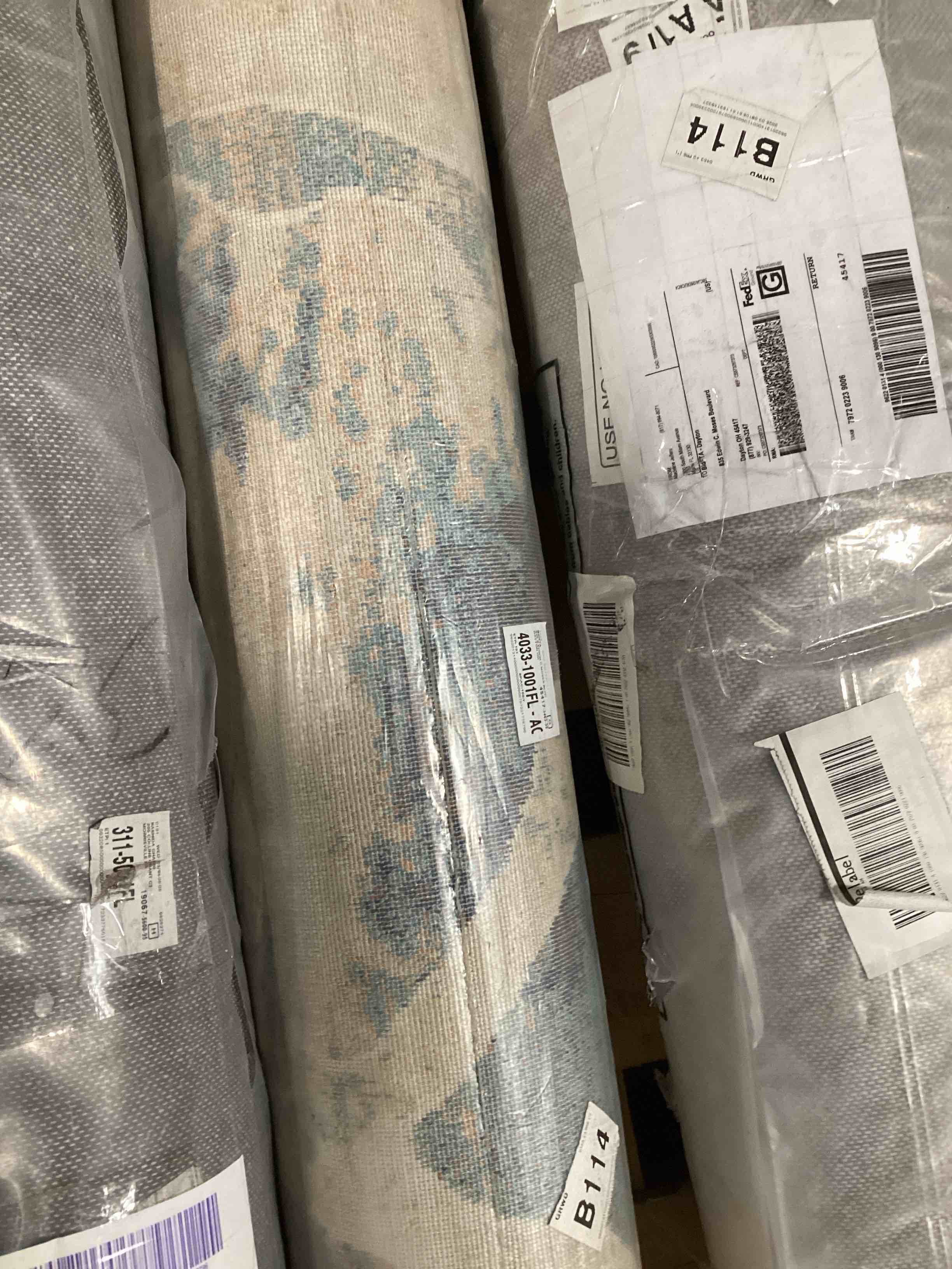 https://s3.amazonaws.com/lotting-images-prod/bidfta/PPE2275584_1742496595057.jpeg