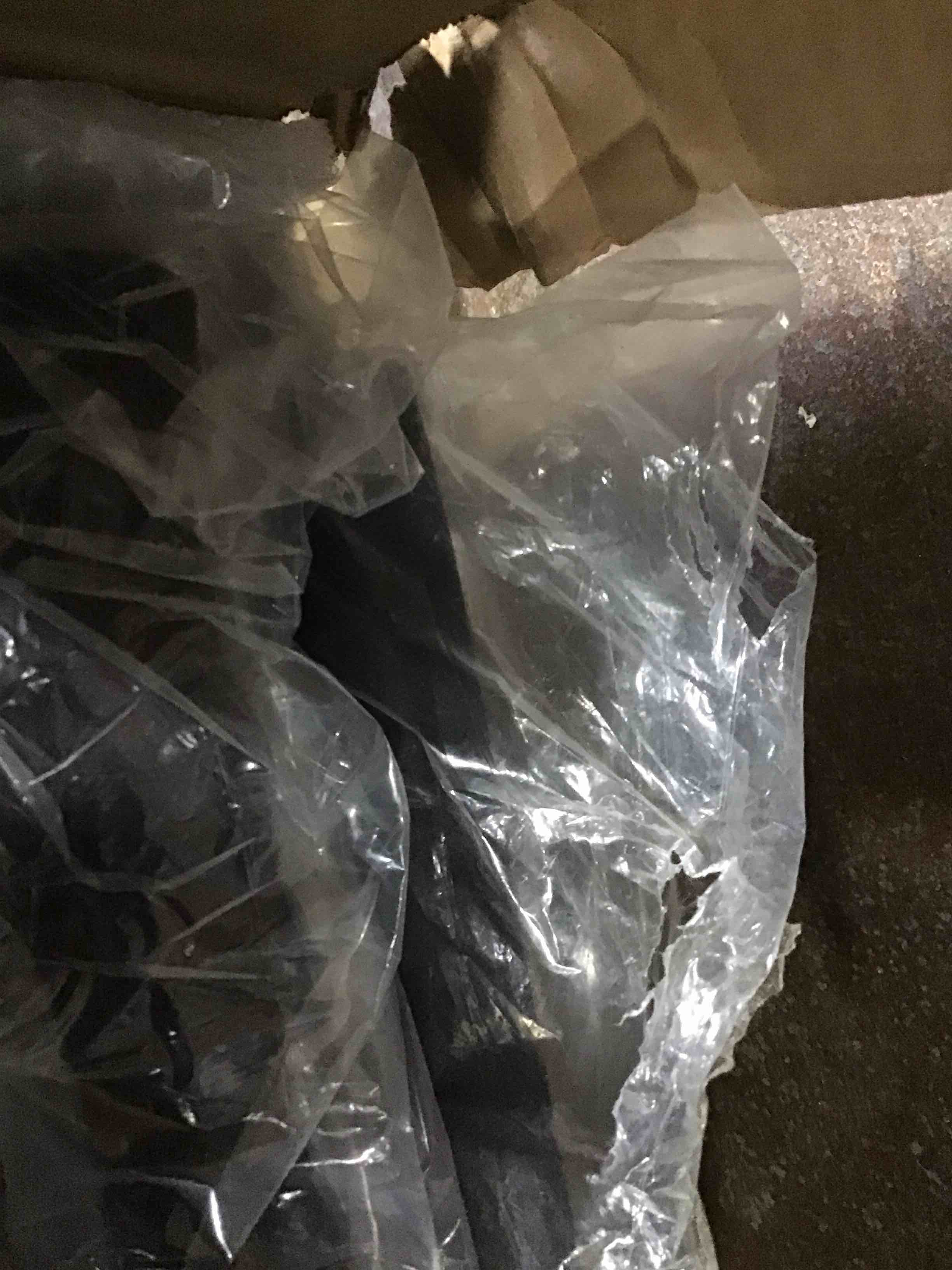 https://s3.amazonaws.com/lotting-images-prod/bidfta/PPE2275703_1742838566428.jpeg