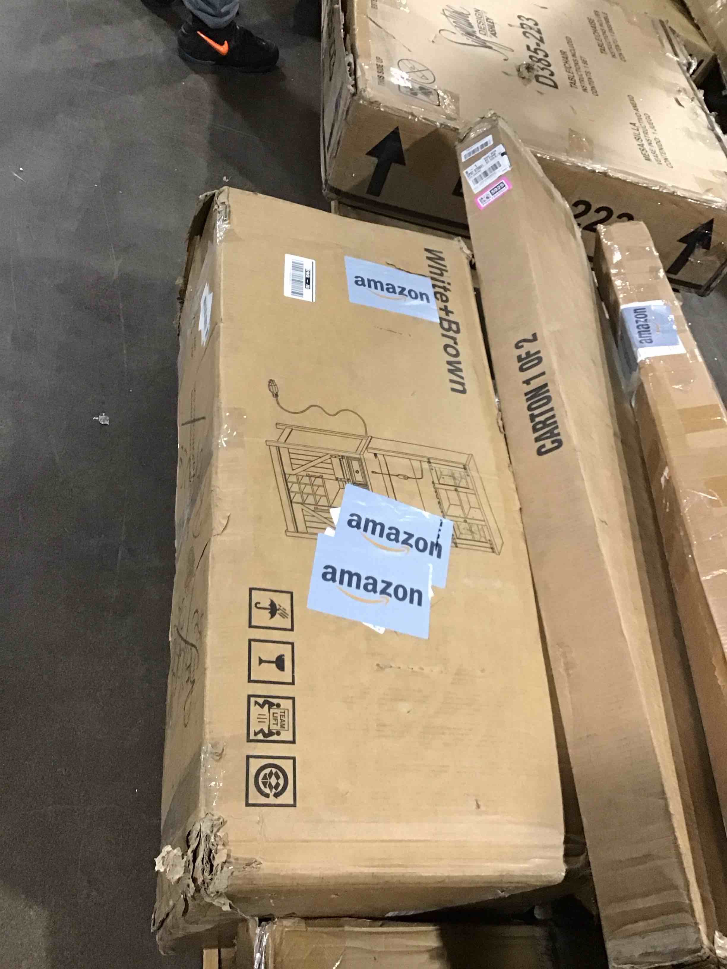https://s3.amazonaws.com/lotting-images-prod/bidfta/PPE2275709_1742840113192.jpeg