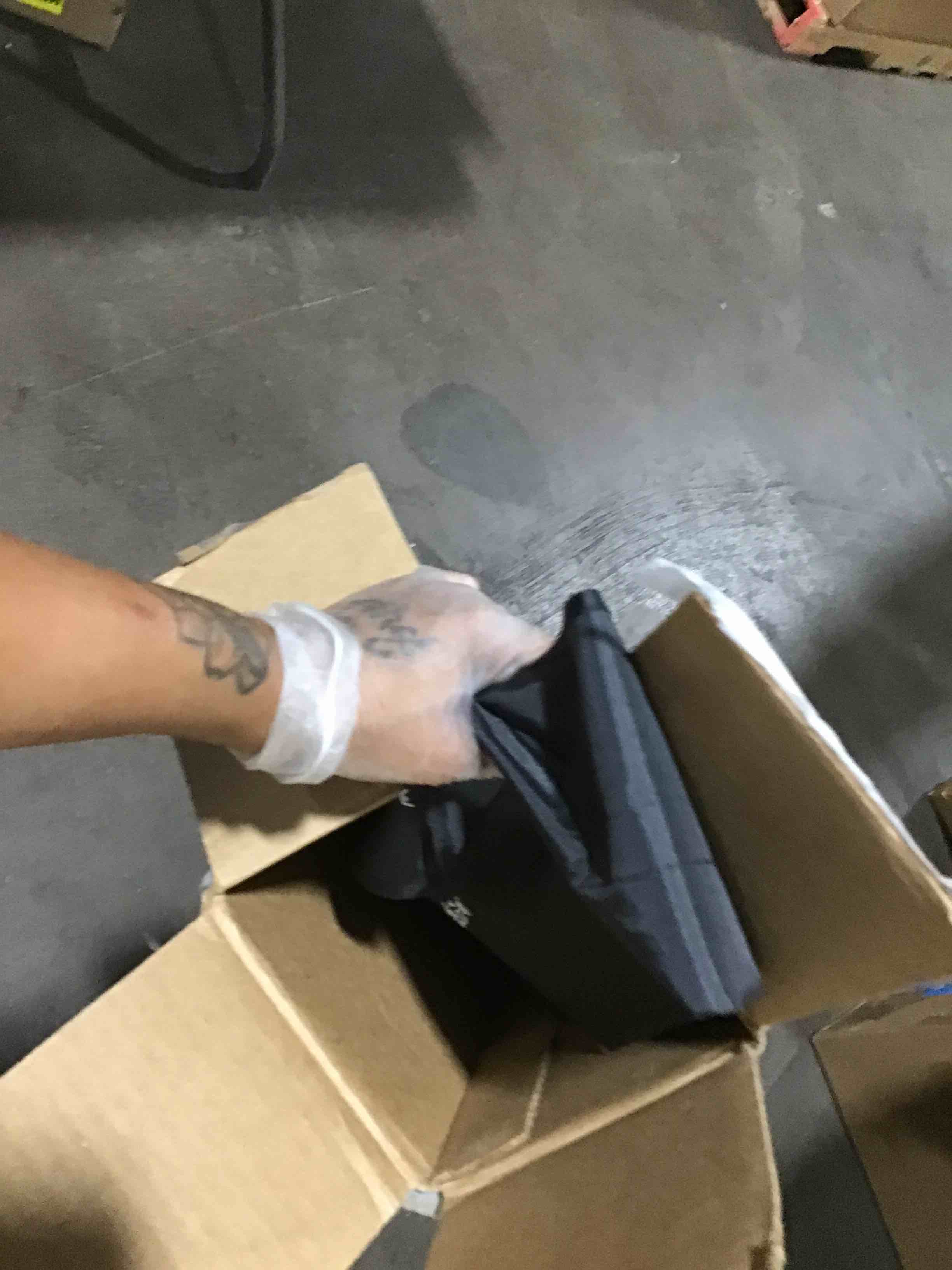 https://s3.amazonaws.com/lotting-images-prod/bidfta/PPE2276065_1743419418557.jpeg