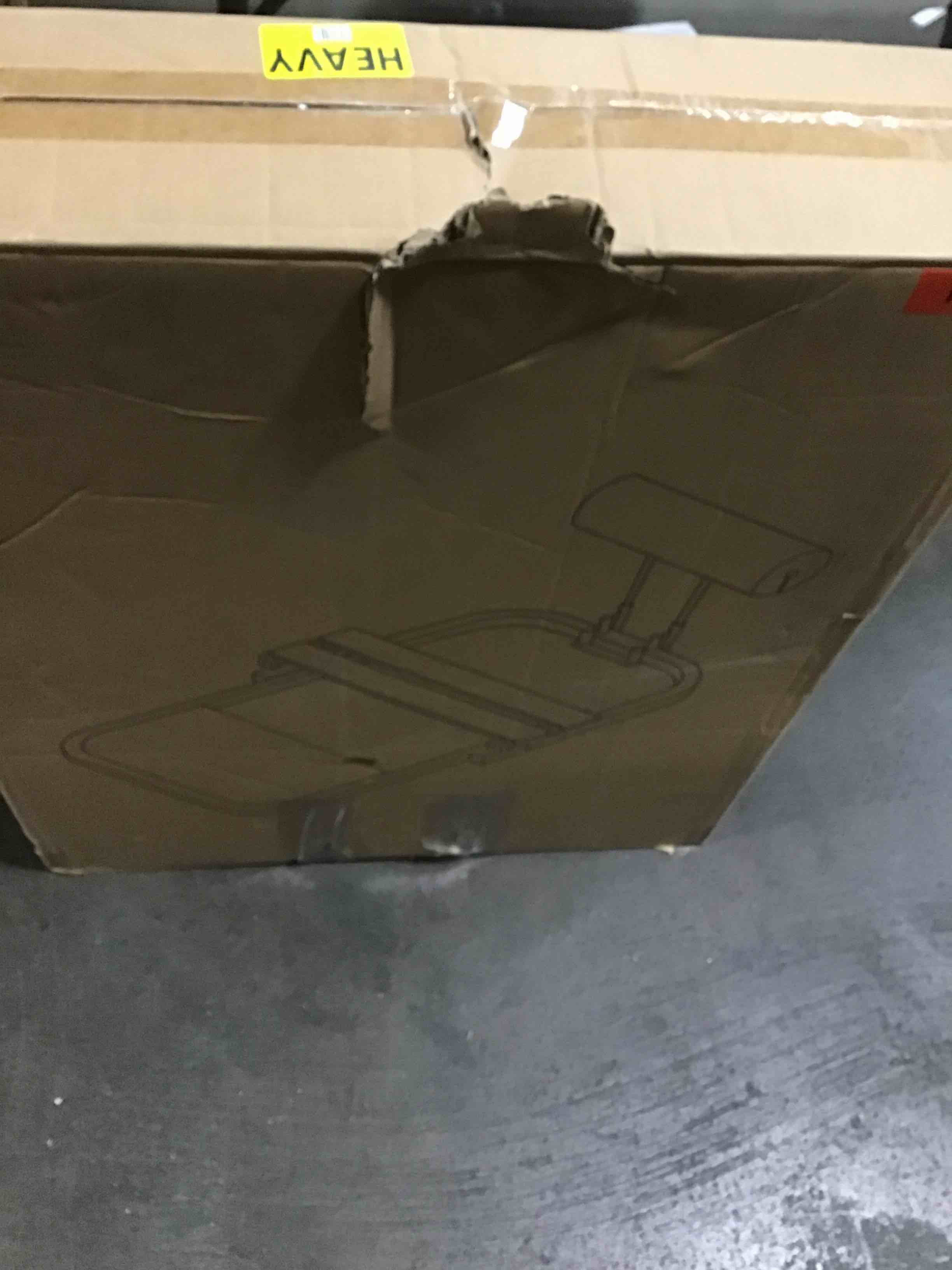 https://s3.amazonaws.com/lotting-images-prod/bidfta/PPE2276177_1743436171227.jpeg