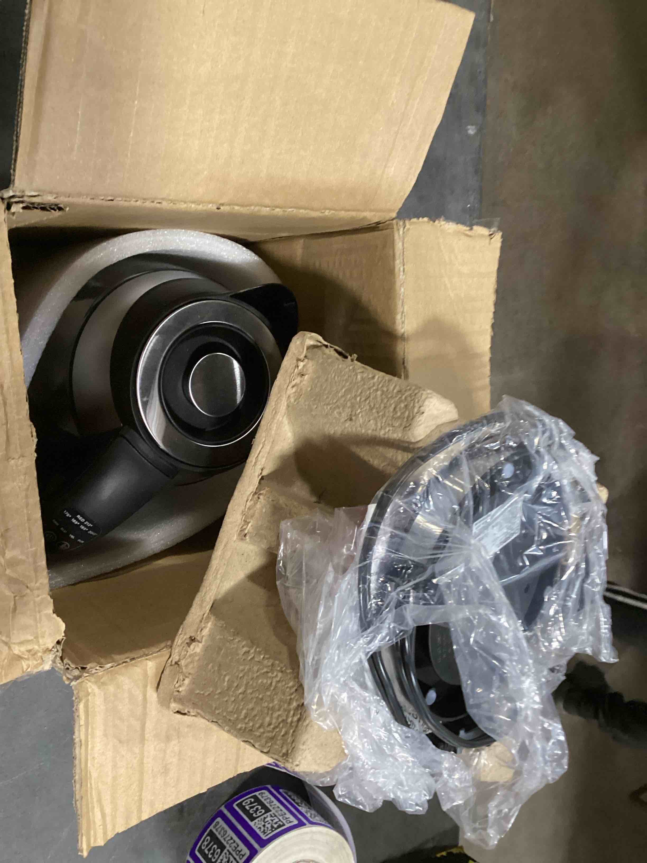 https://s3.amazonaws.com/lotting-images-prod/bidfta/PPE2276369_1743526876446.jpeg
