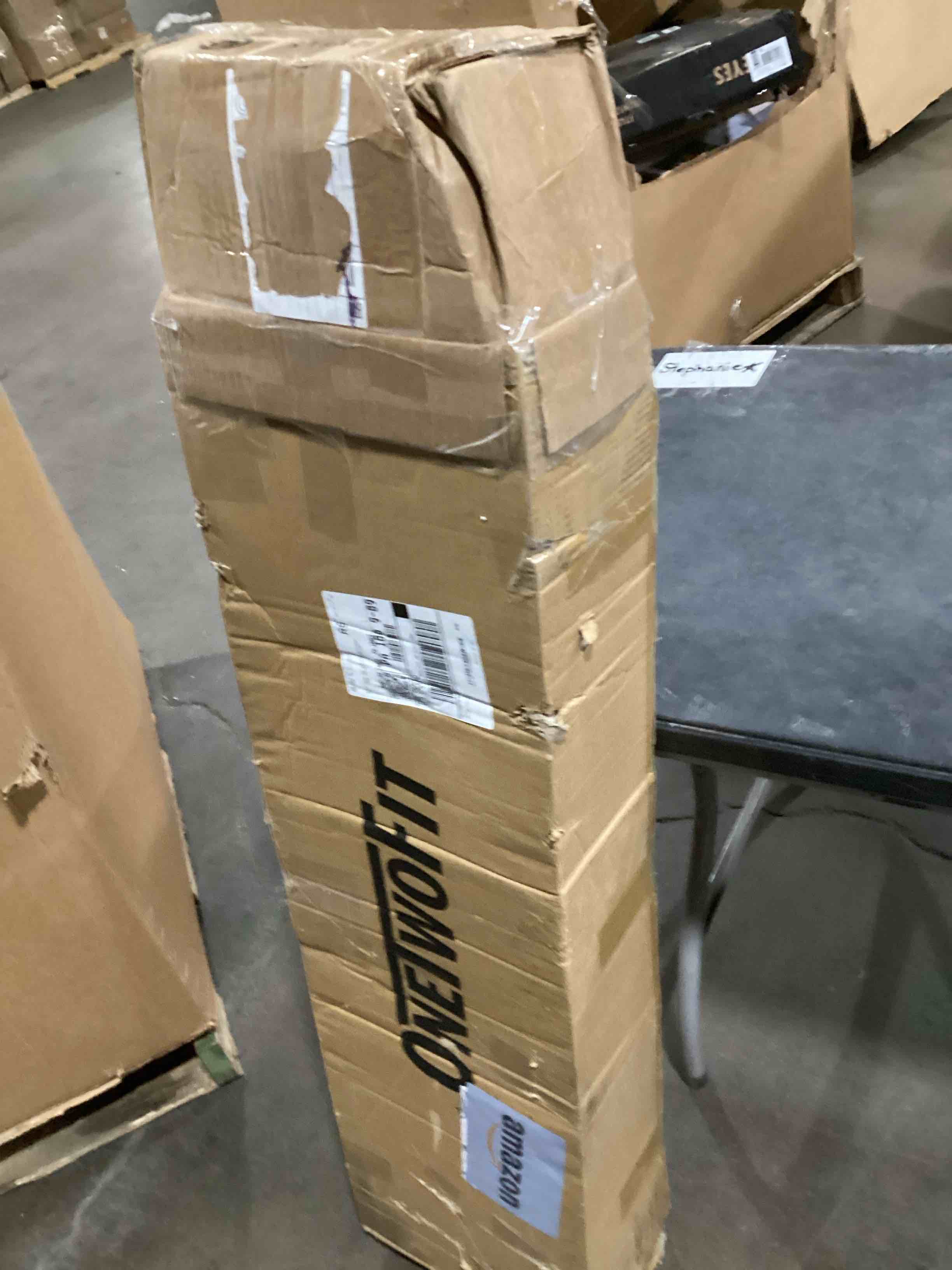 https://s3.amazonaws.com/lotting-images-prod/bidfta/PPE2276371_1743527073604.jpeg