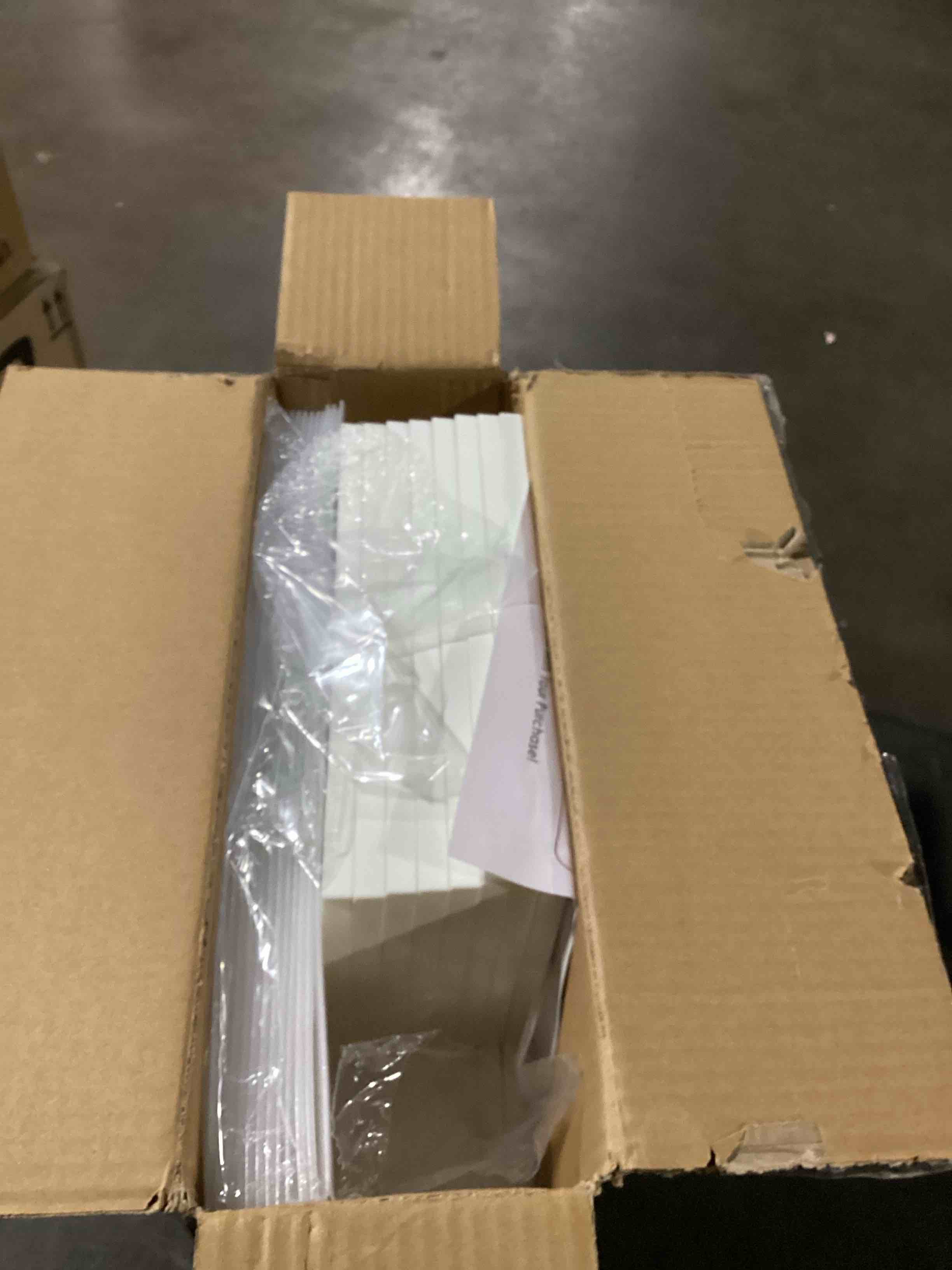 https://s3.amazonaws.com/lotting-images-prod/bidfta/PPE2276768_1744025748628.jpeg