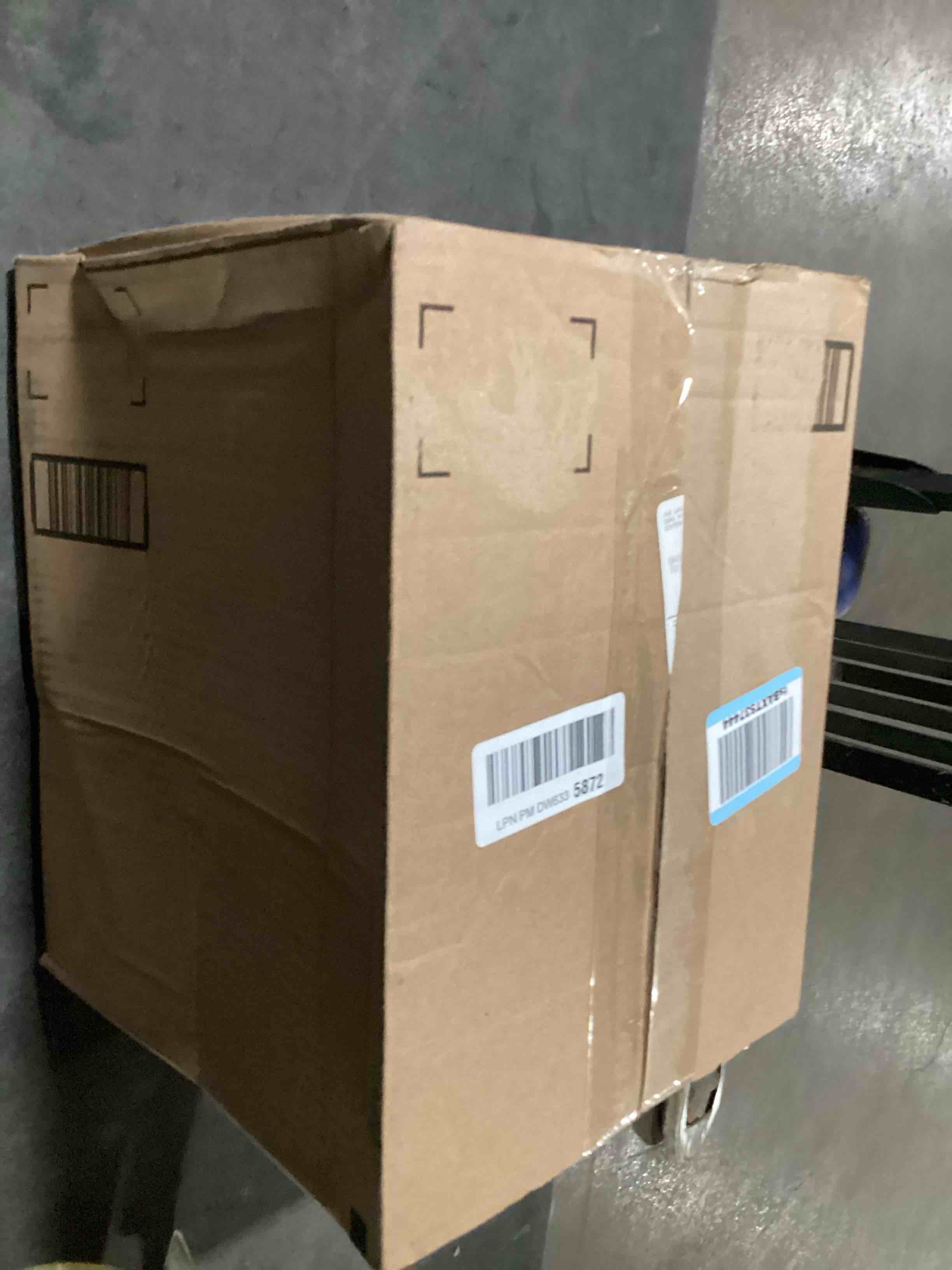 https://s3.amazonaws.com/lotting-images-prod/bidfta/PPE2276778_1744027197664.jpeg