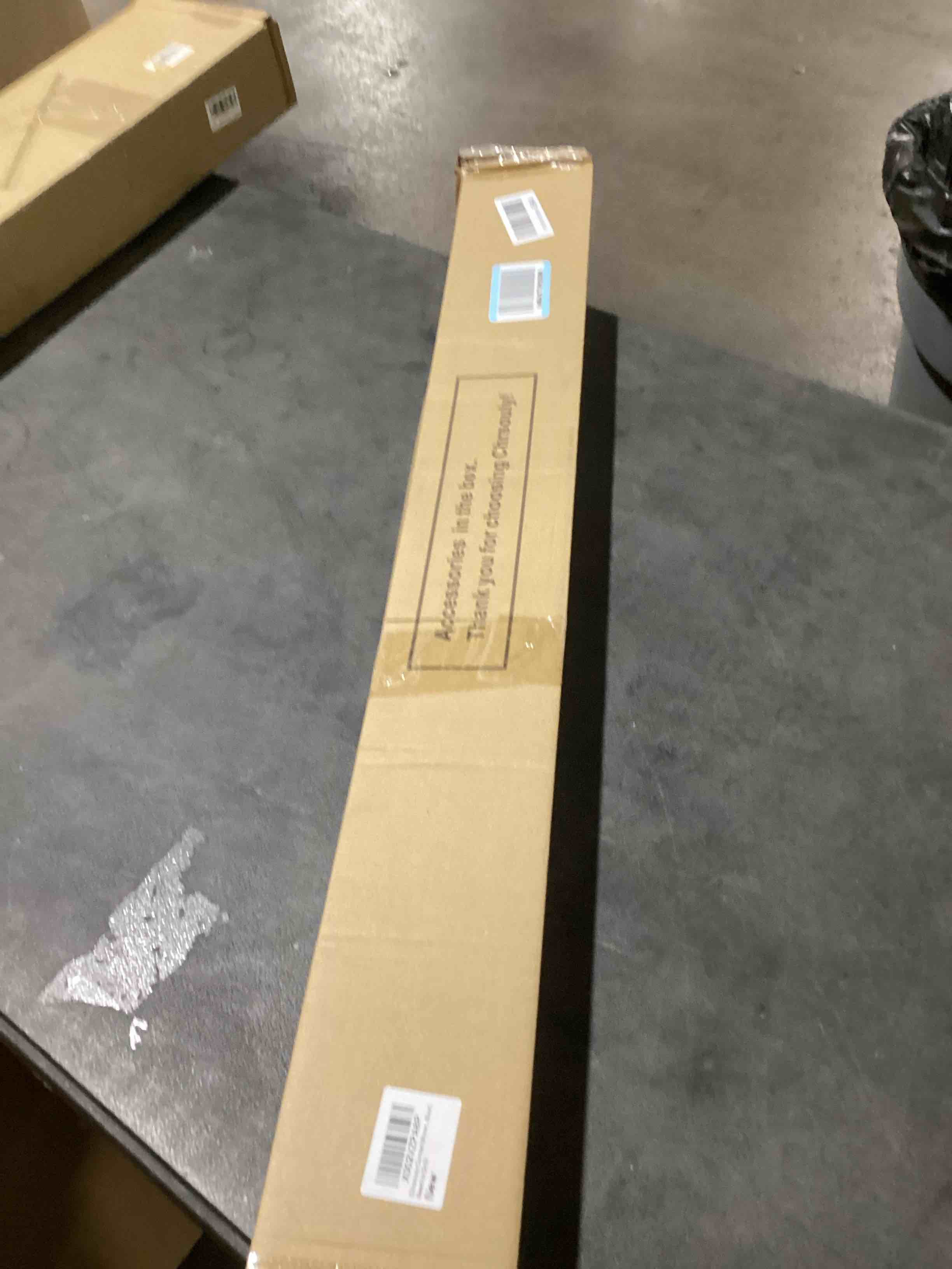 https://s3.amazonaws.com/lotting-images-prod/bidfta/PPE2276917_1744128869274.jpeg