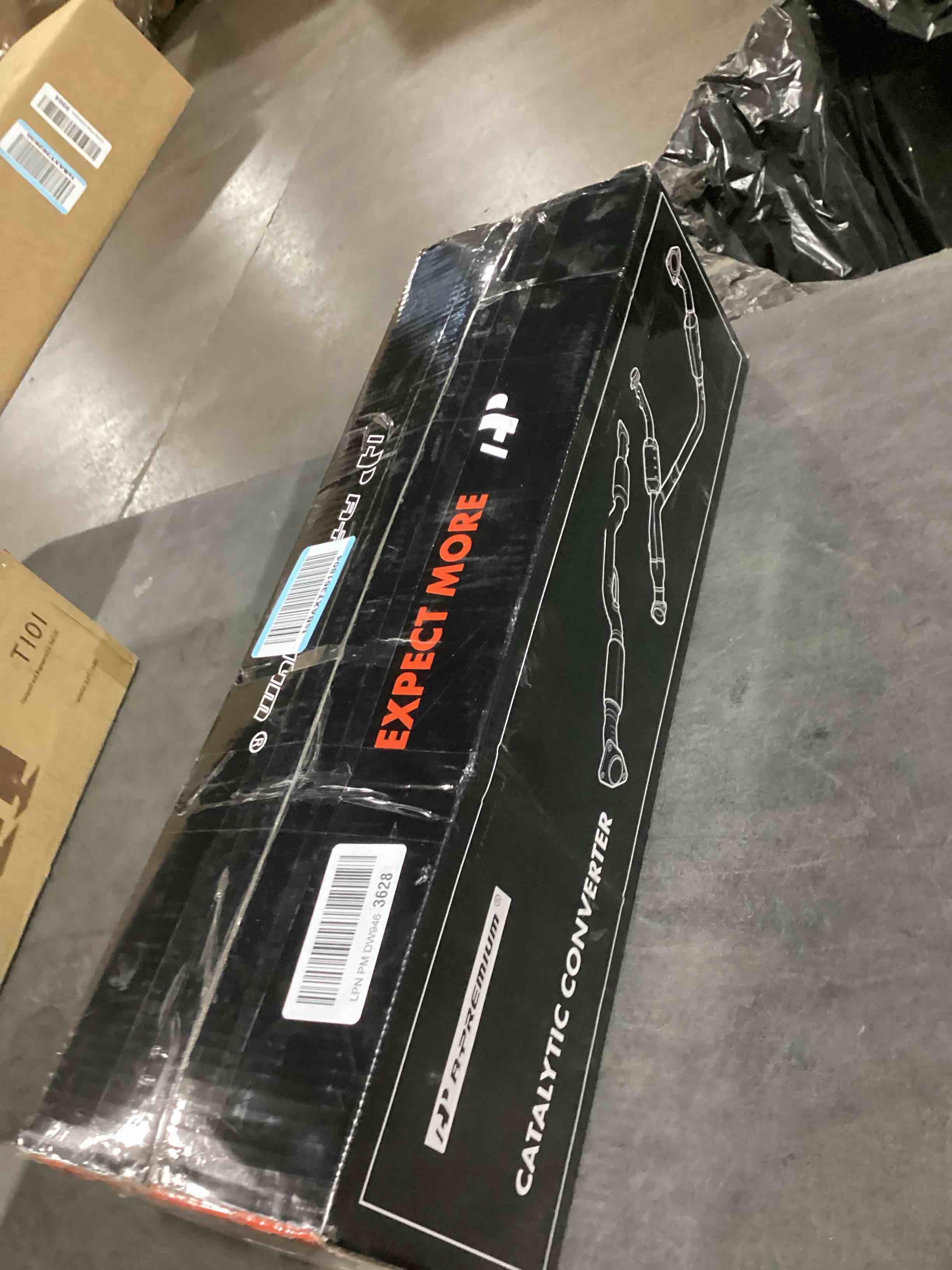 https://s3.amazonaws.com/lotting-images-prod/bidfta/PPE2277309_1744629142525.jpeg