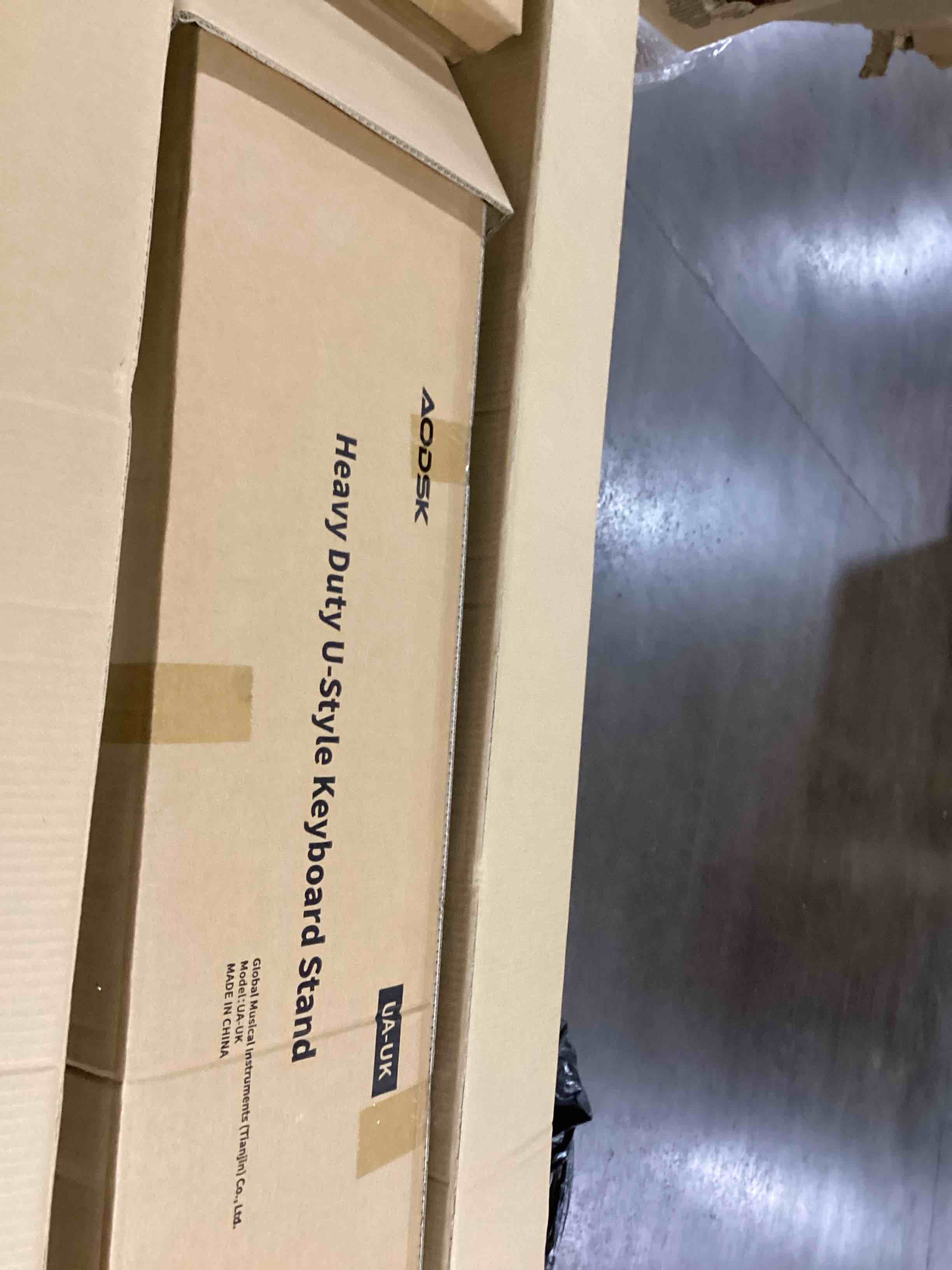 https://s3.amazonaws.com/lotting-images-prod/bidfta/PPE2277314_1744630030834.jpeg