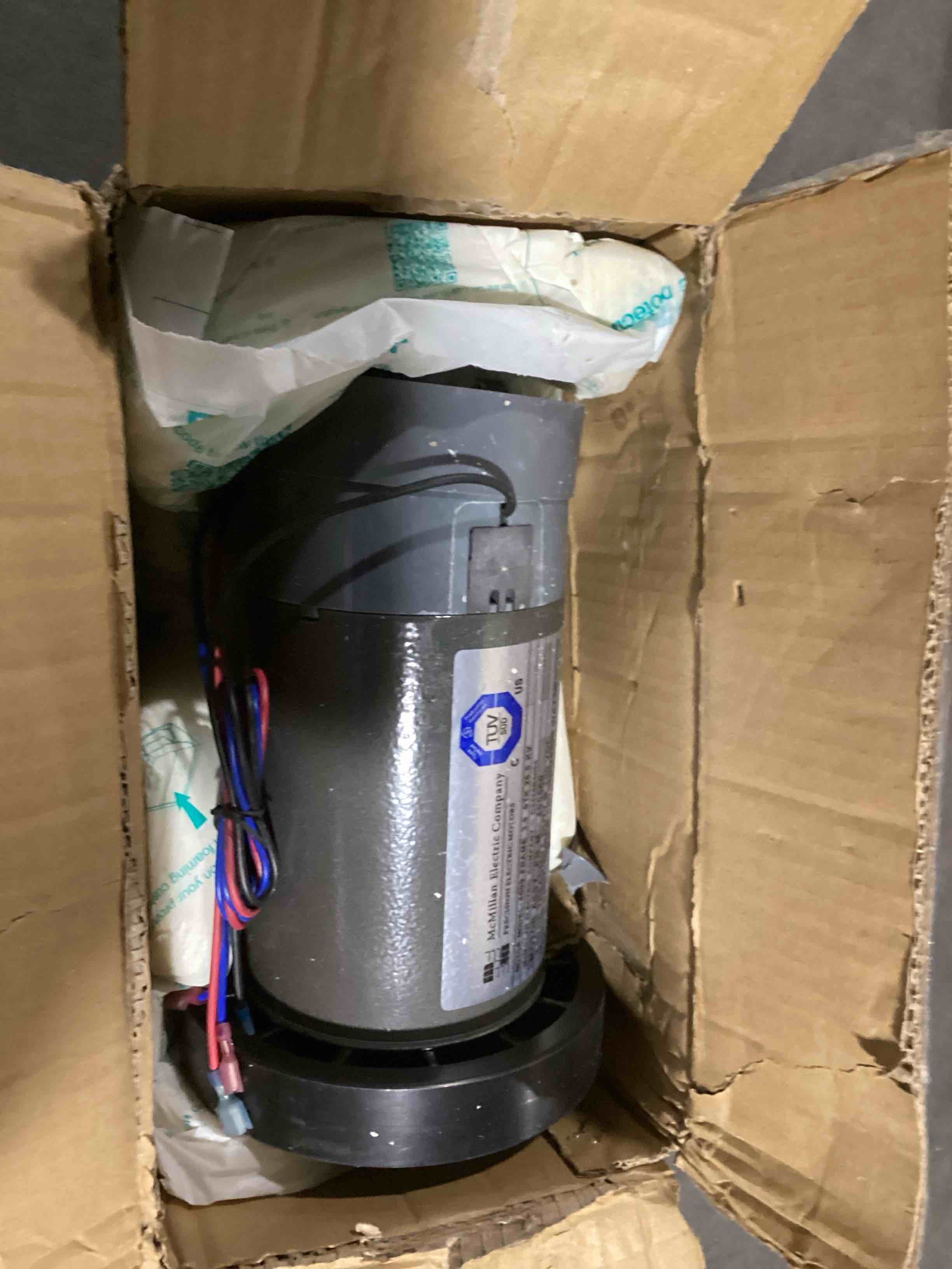 https://s3.amazonaws.com/lotting-images-prod/bidfta/PPE2277317_1744630516809.jpeg