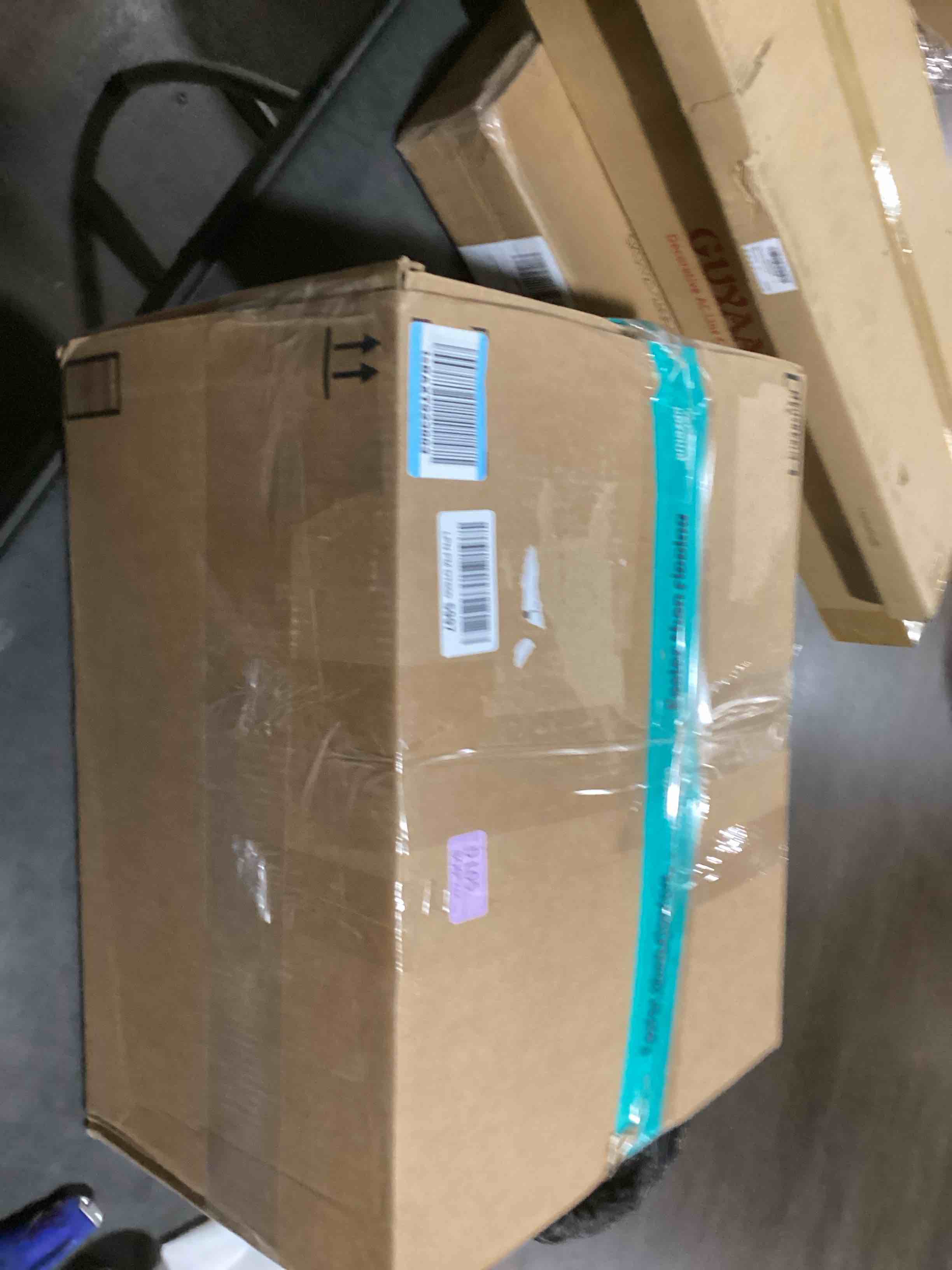 https://s3.amazonaws.com/lotting-images-prod/bidfta/PPE2277386_1744646489535.jpeg