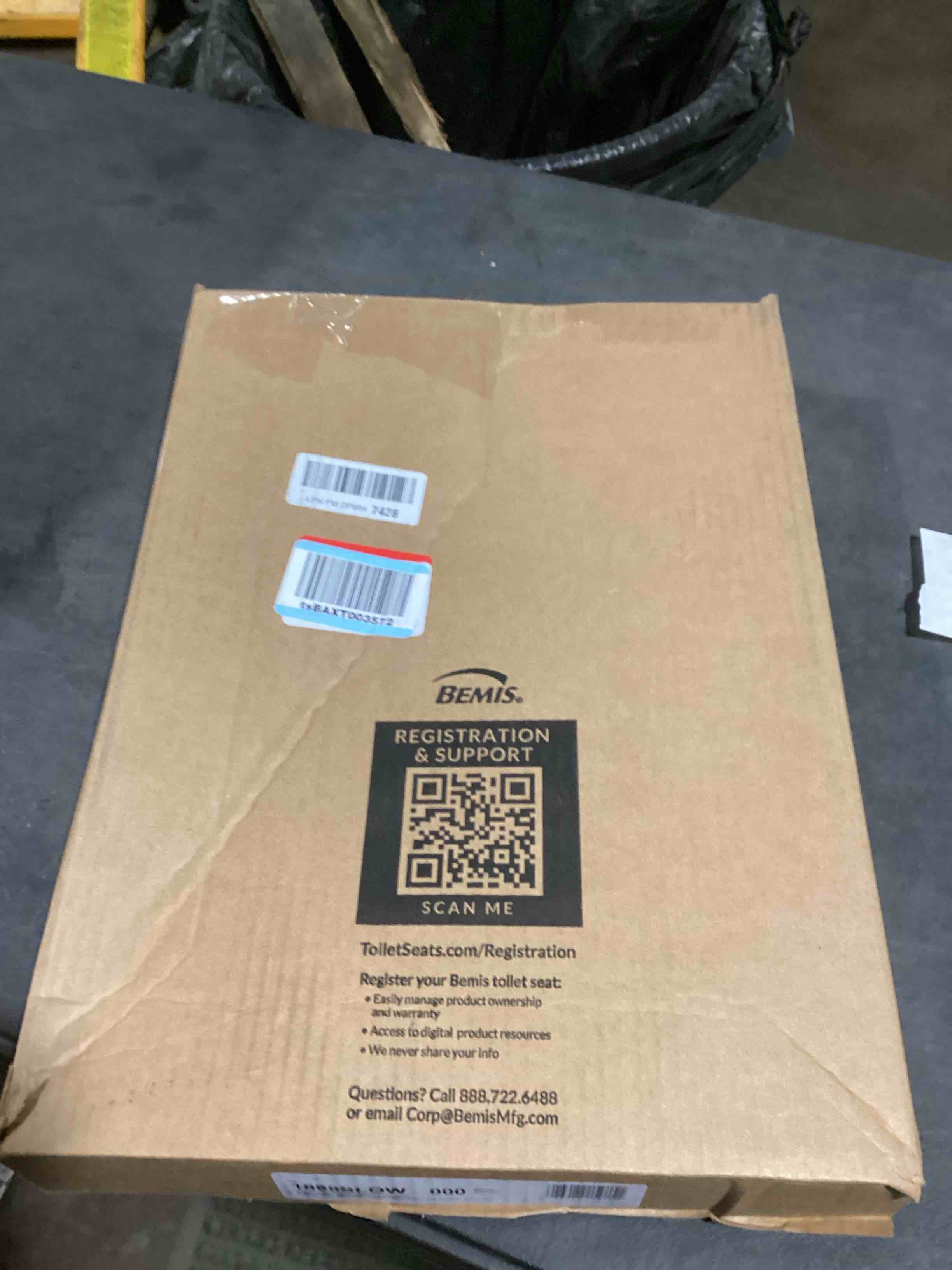 https://s3.amazonaws.com/lotting-images-prod/bidfta/PPE2277702_1744899659251.jpeg