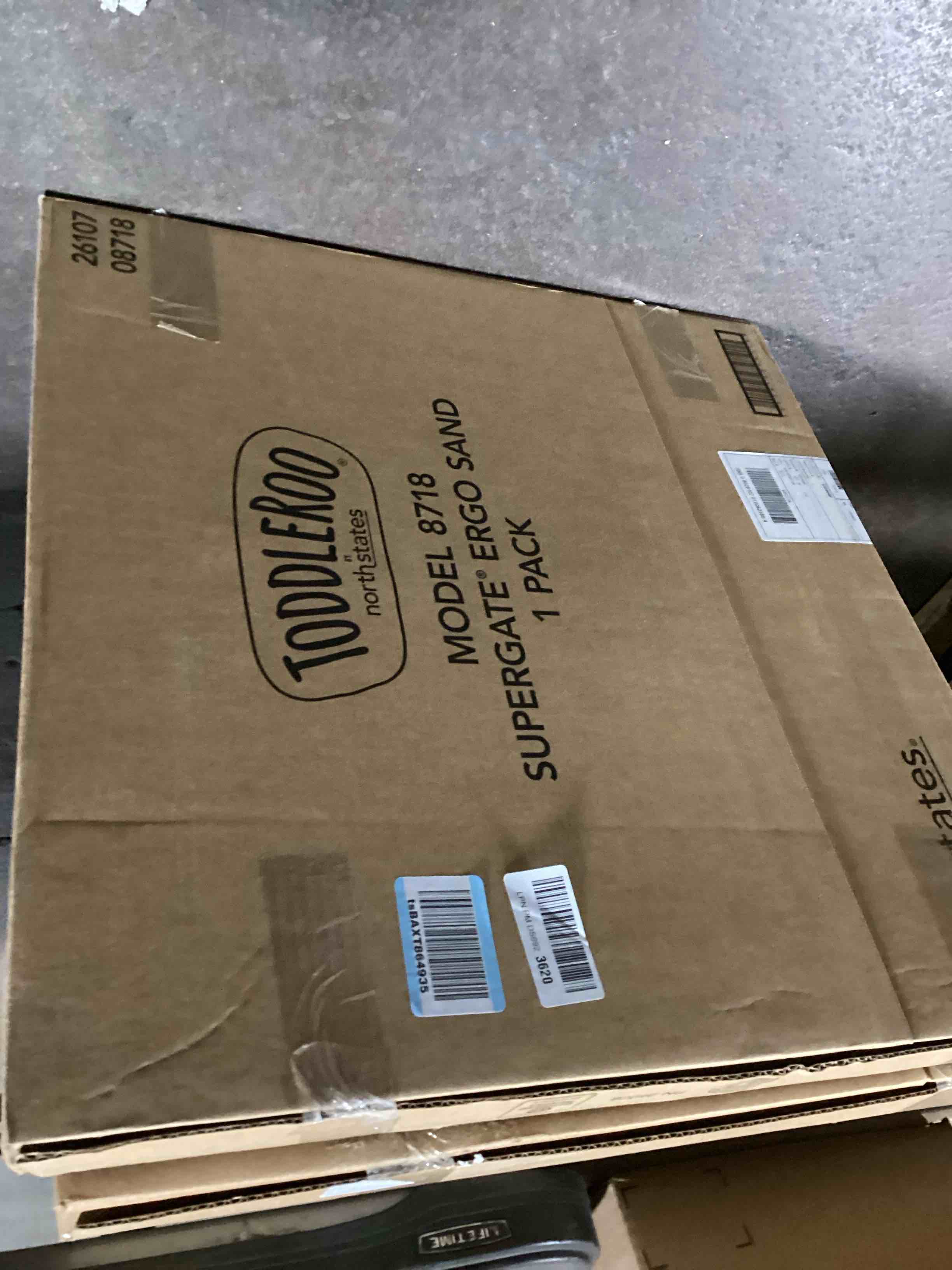 https://s3.amazonaws.com/lotting-images-prod/bidfta/PPE2277995_1745336605370.jpeg