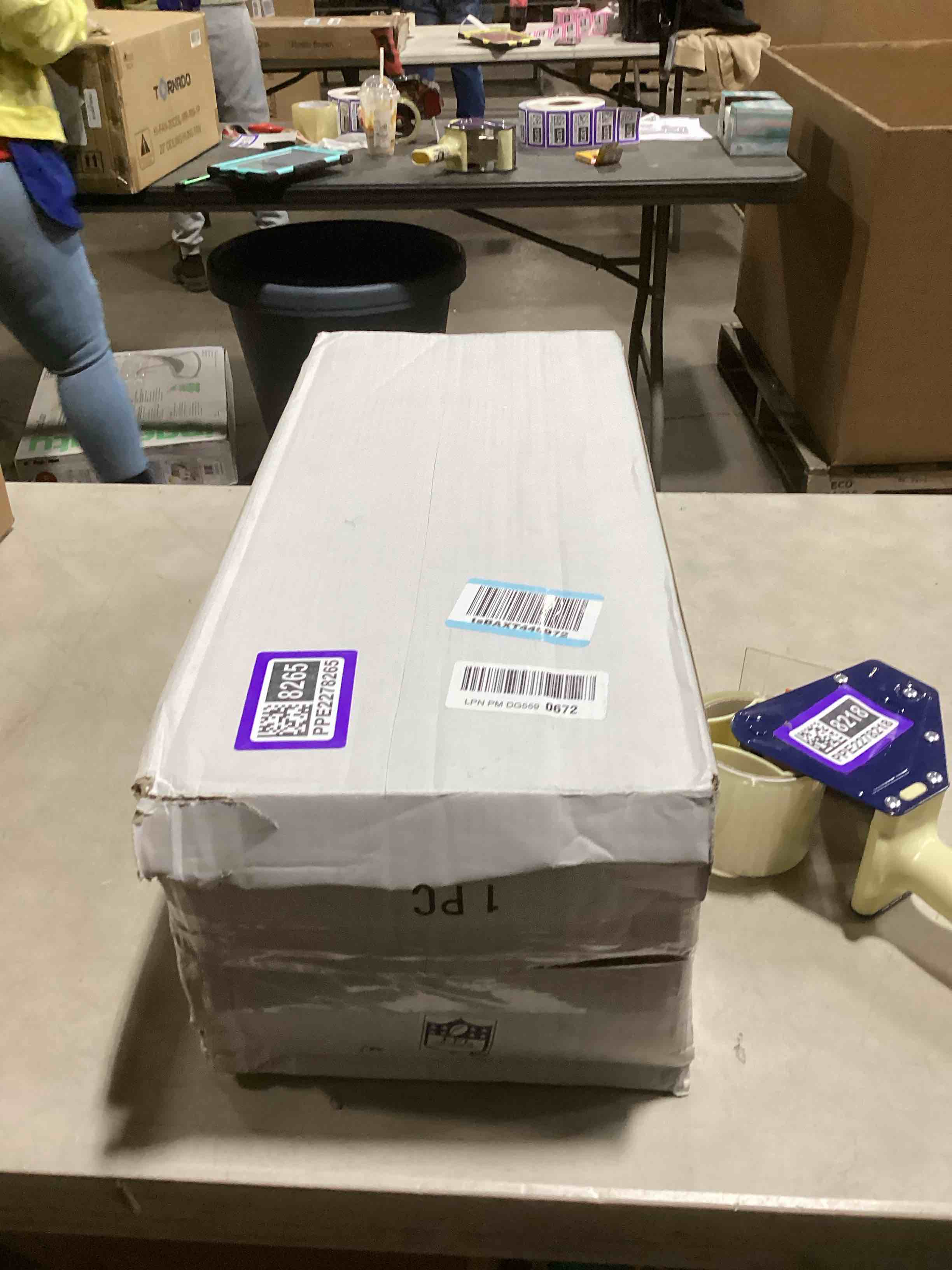 https://s3.amazonaws.com/lotting-images-prod/bidfta/PPE2278265_1743437270244.jpeg