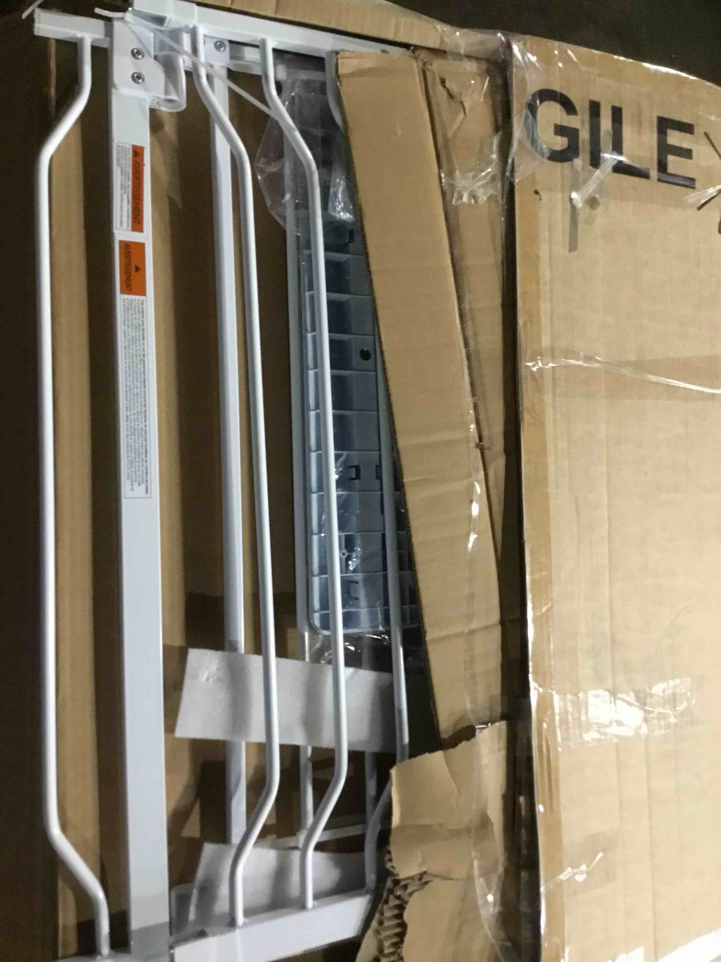 https://s3.amazonaws.com/lotting-images-prod/bidfta/PPE2278443_1743533545423.jpeg