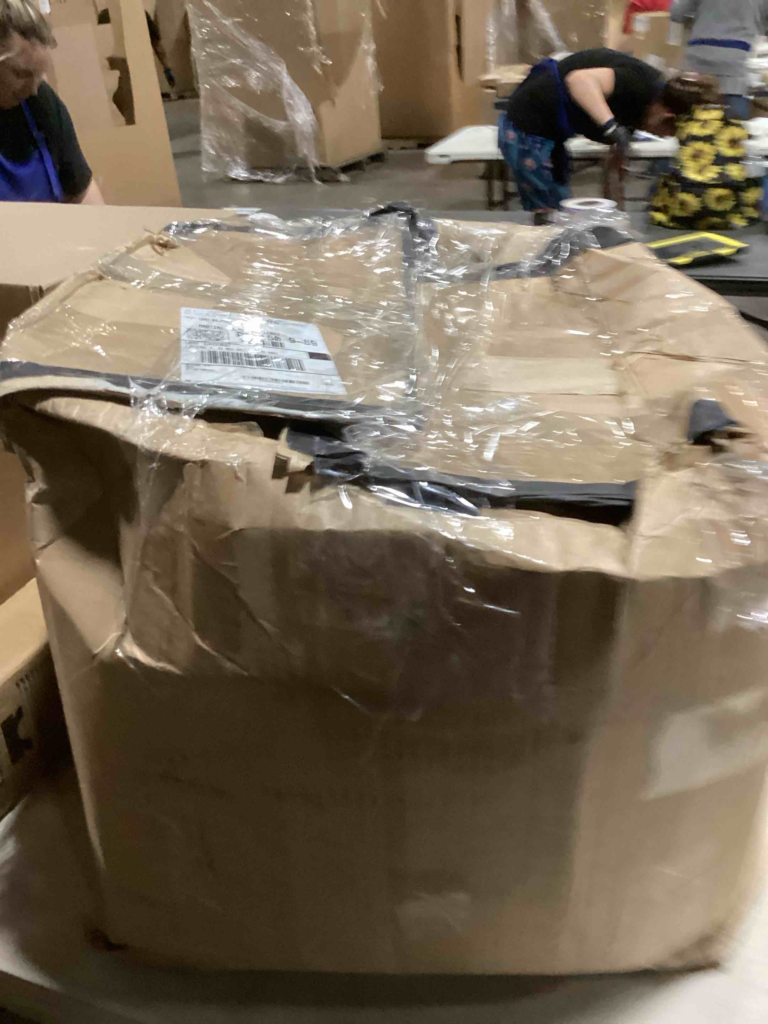 https://s3.amazonaws.com/lotting-images-prod/bidfta/PPE2278528_1743602819575.jpeg