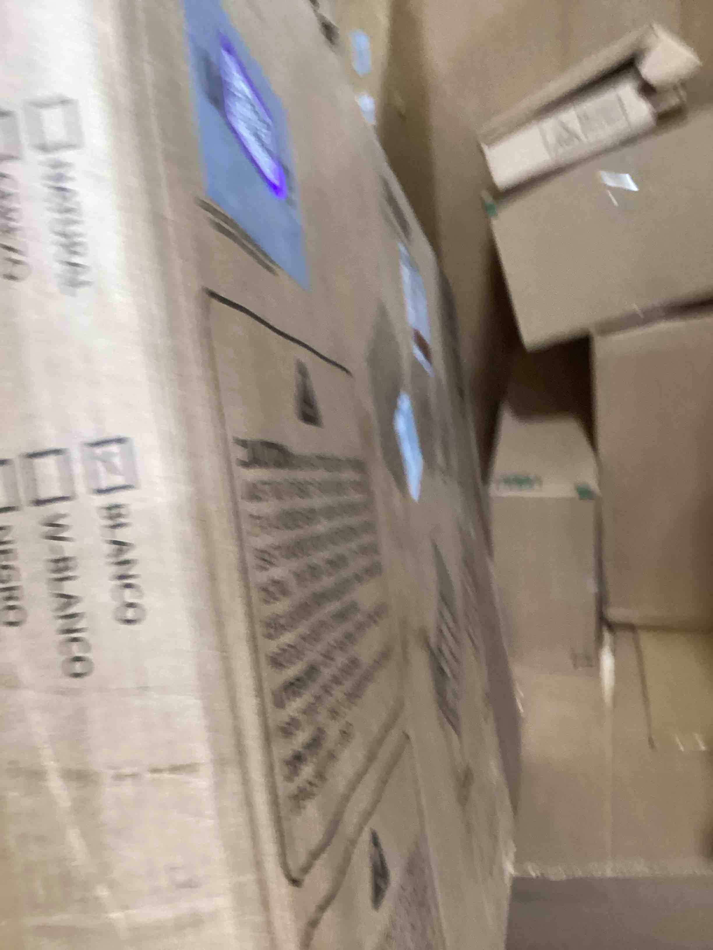 https://s3.amazonaws.com/lotting-images-prod/bidfta/PPE2278556_1743608609175.jpeg
