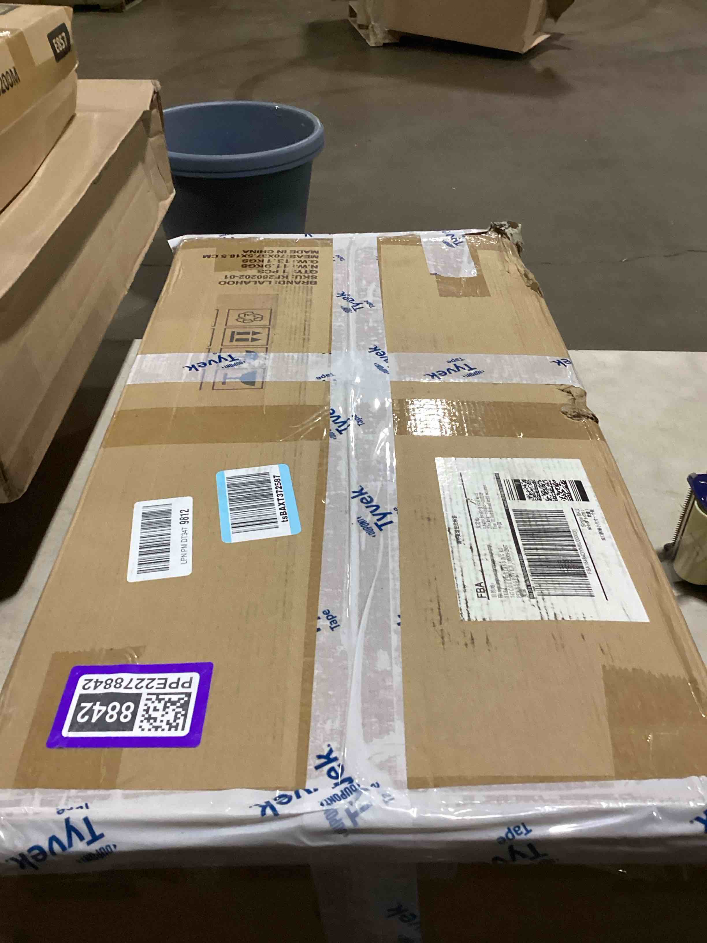 https://s3.amazonaws.com/lotting-images-prod/bidfta/PPE2278842_1744024211915.jpeg