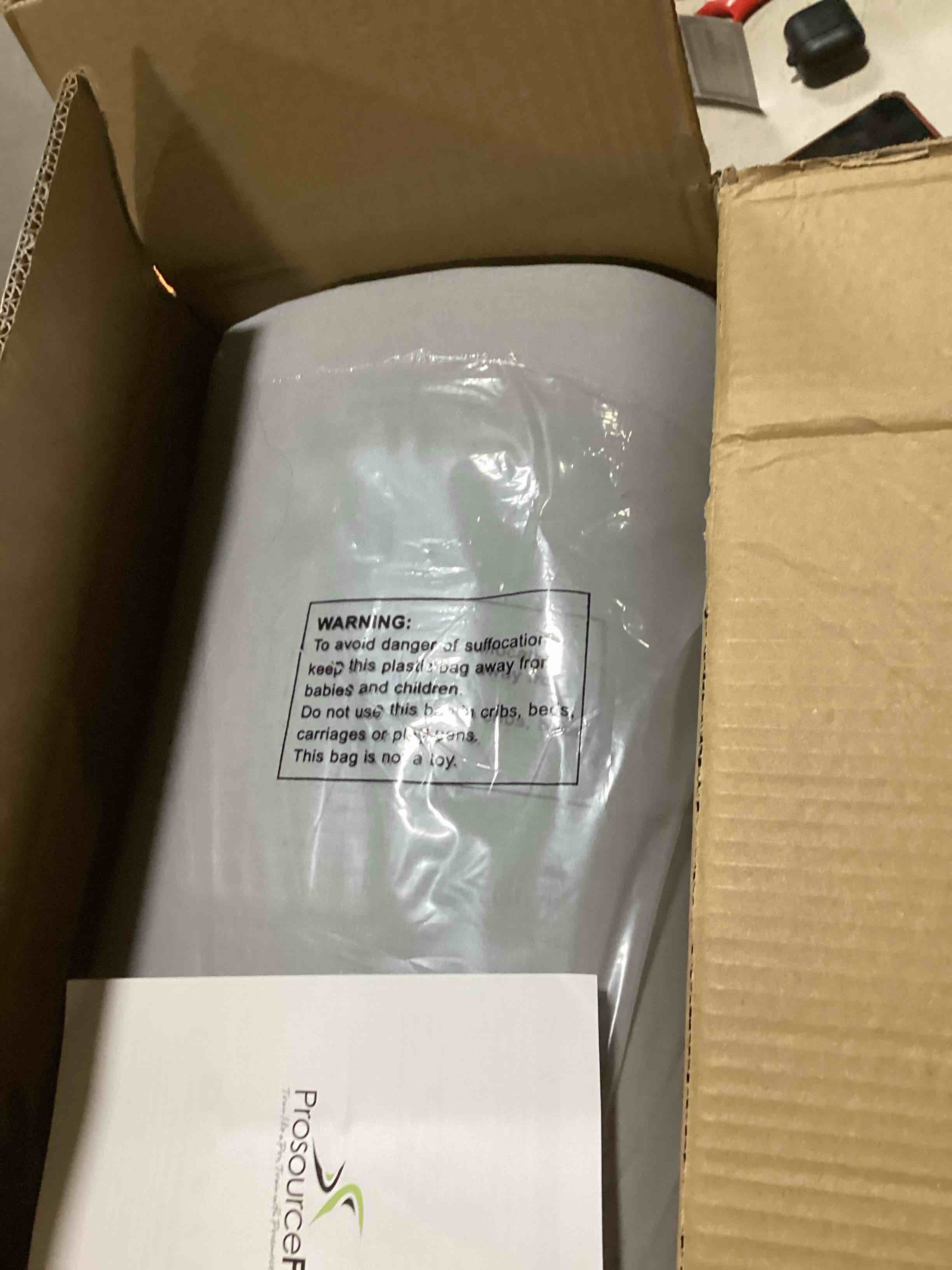 https://s3.amazonaws.com/lotting-images-prod/bidfta/PPE2279016_1744132107317.jpeg