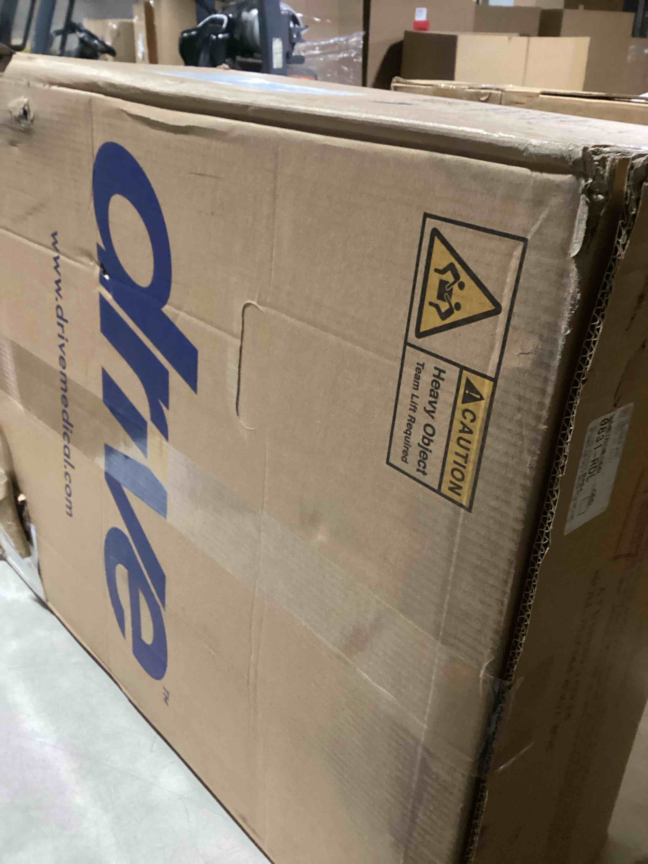 https://s3.amazonaws.com/lotting-images-prod/bidfta/PPE2279091_1744199568340.jpeg