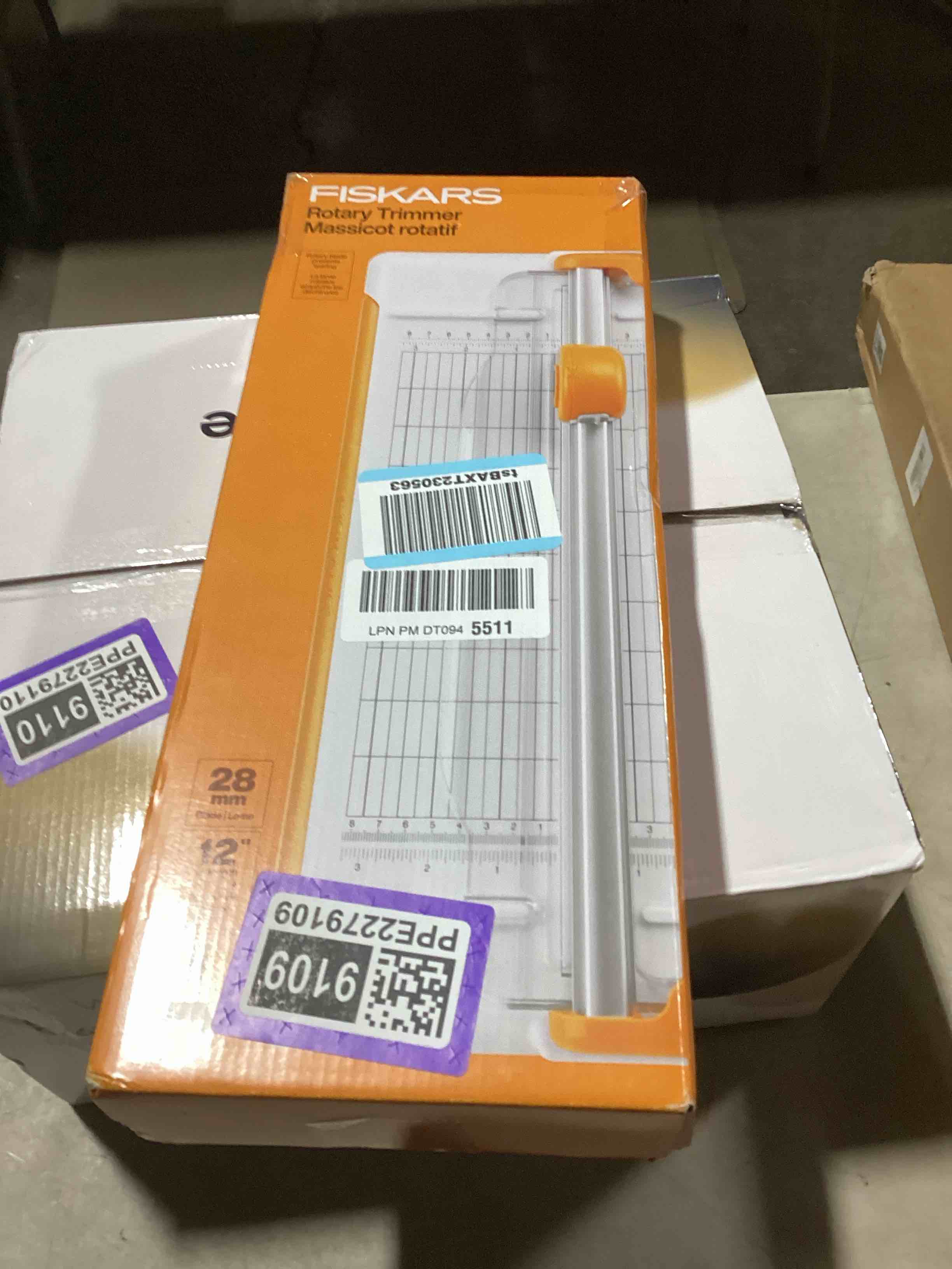 https://s3.amazonaws.com/lotting-images-prod/bidfta/PPE2279109_1744202519991.jpeg